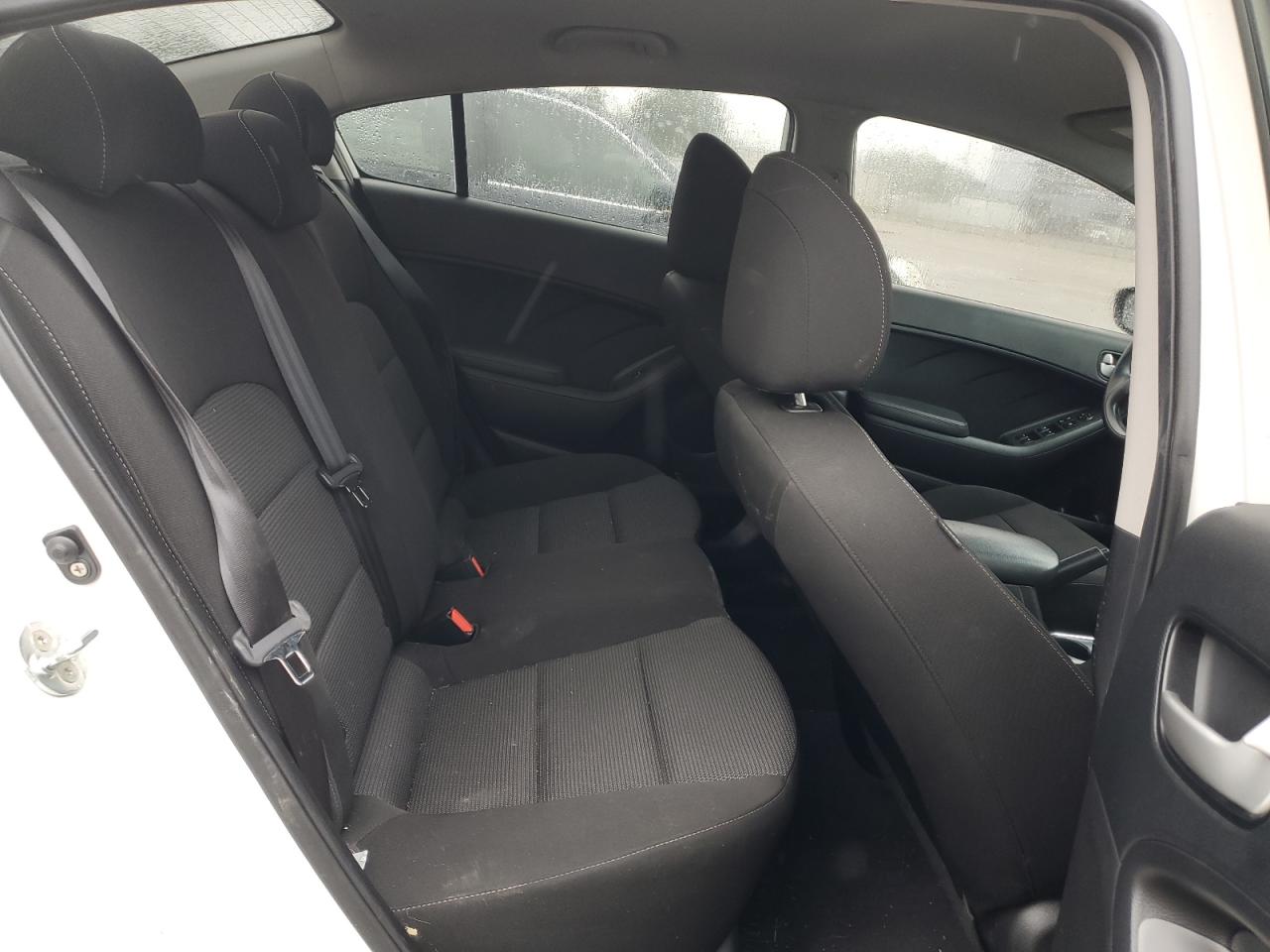 2017 Kia Forte Lx VIN: 3KPFK4A7XHE141815 Lot: 62320634