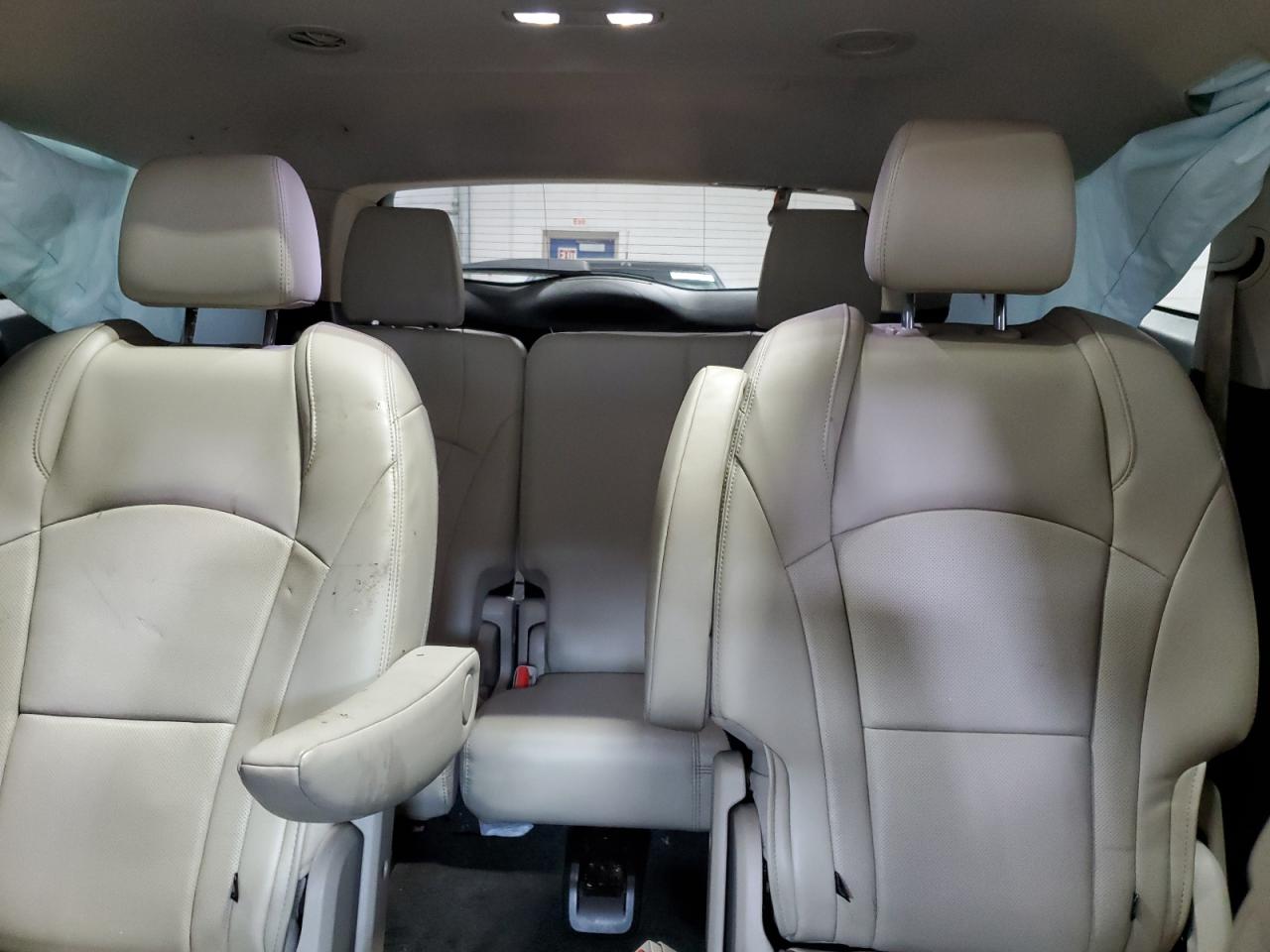 2019 Buick Enclave Essence VIN: 5GAEVAKW4KJ152957 Lot: 64300054