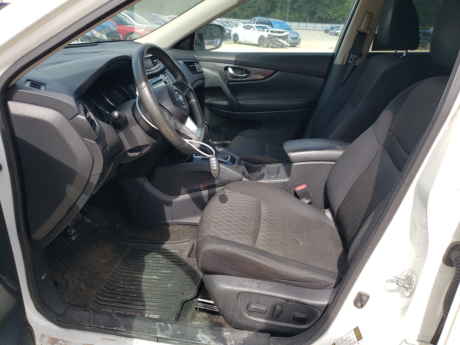 5N1AT2MT7HC830427 2017 Nissan Rogue S