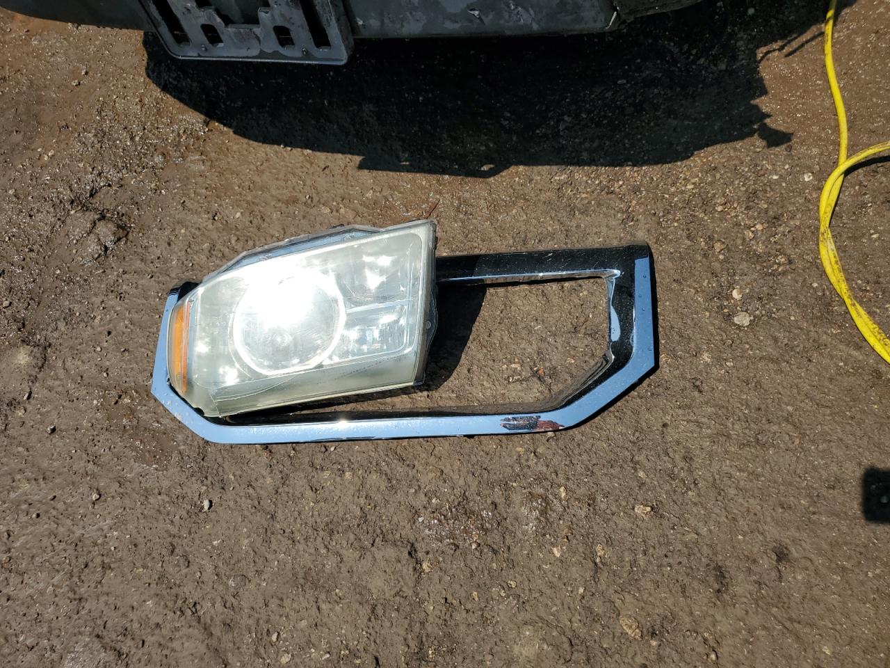 2009 Honda Pilot Touring VIN: 5FNYF48889B052462 Lot: 62505044