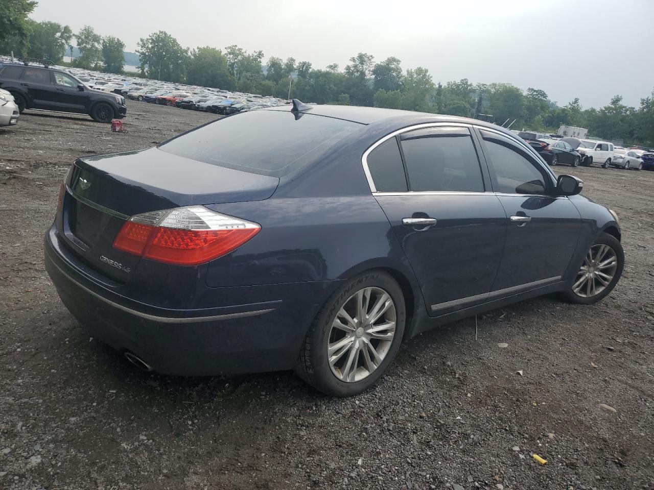 2011 Hyundai Genesis 4.6L VIN: KMHGC4DF6BU130237 Lot: 64305494