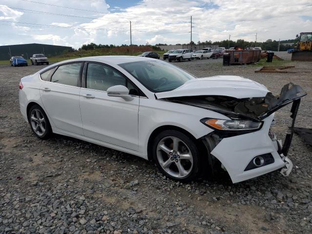  FORD FUSION 2015 Белый