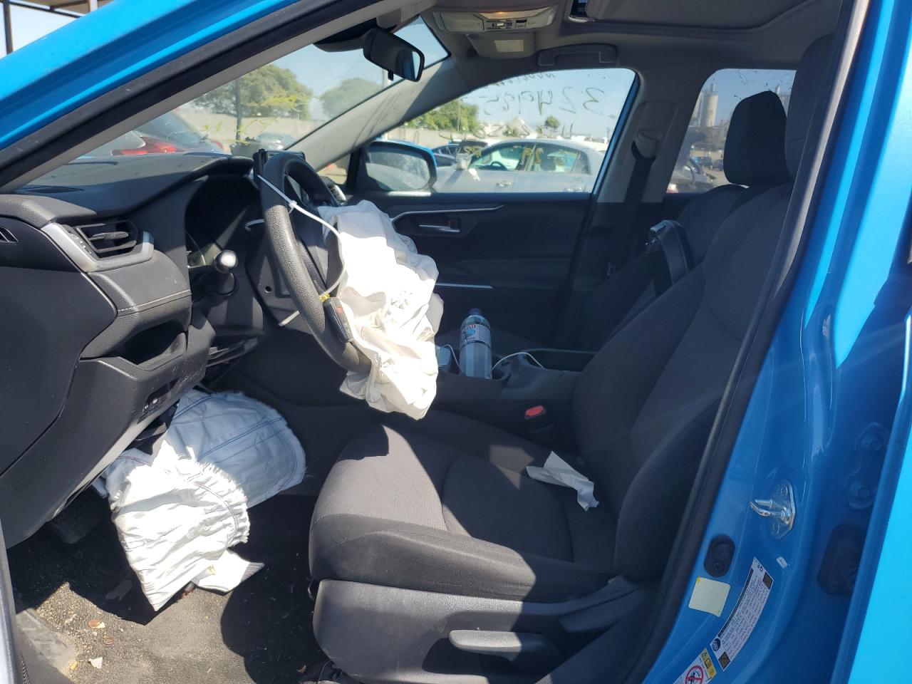 2019 Toyota Rav4 Xle VIN: JTMW1RFV8KD505391 Lot: 61663294