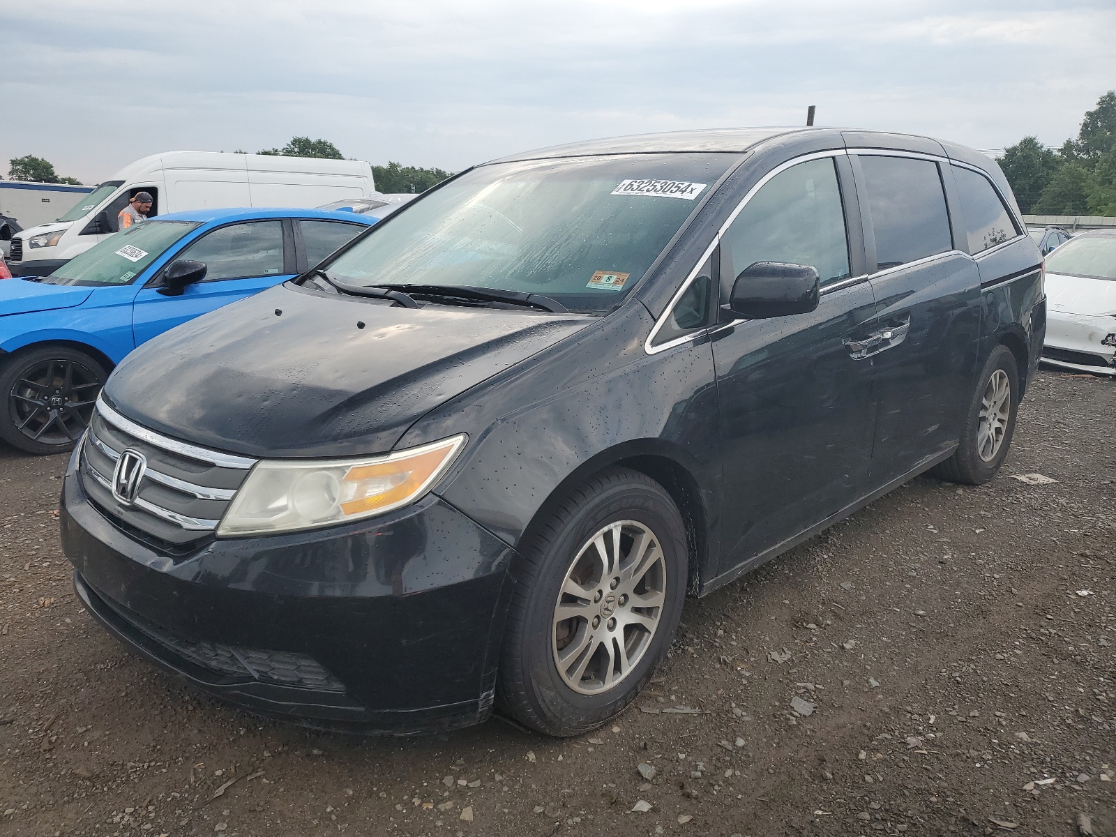 5FNRL5H43BB098352 2011 Honda Odyssey Ex