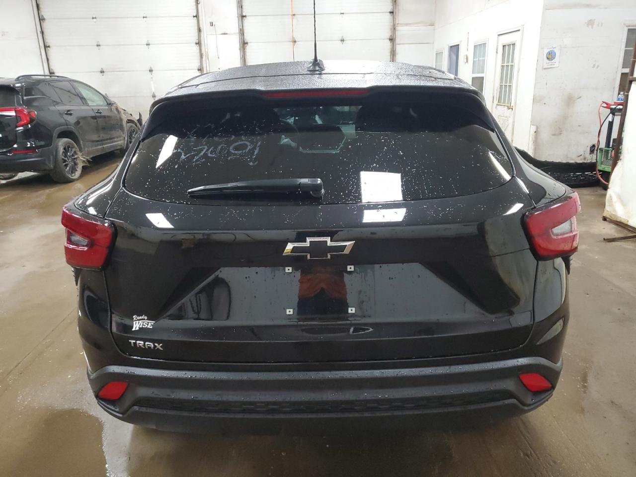 KL77LFE25RC182810 2024 Chevrolet Trax Ls