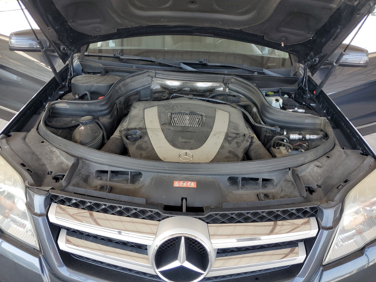 WDCGG8HBXAF427743 2010 Mercedes-Benz Glk 350 4Matic