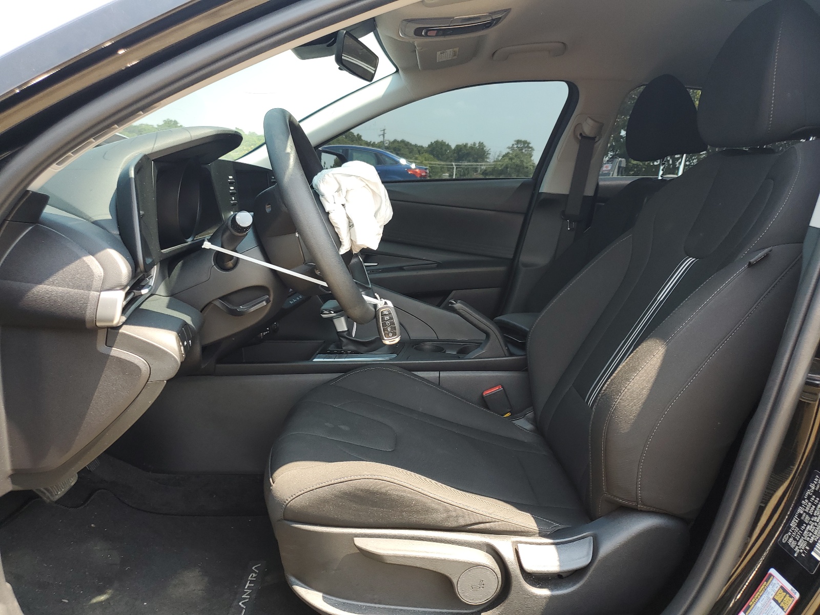 KMHLM4AG2NU315060 2022 Hyundai Elantra Sel