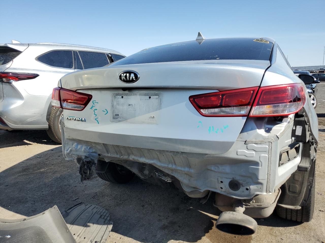 5XXGT4L38JG272878 2018 Kia Optima Lx