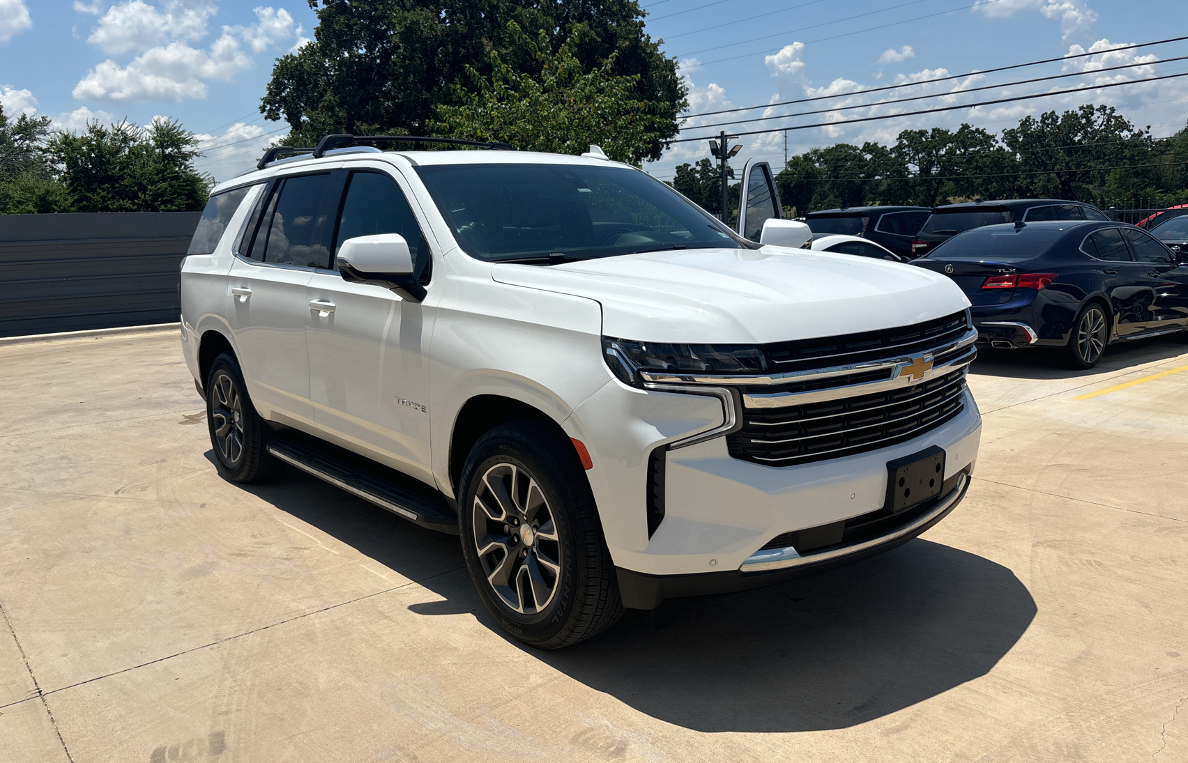 2021 Chevrolet Tahoe C1500 Lt vin: 1GNSCNKD7MR124465