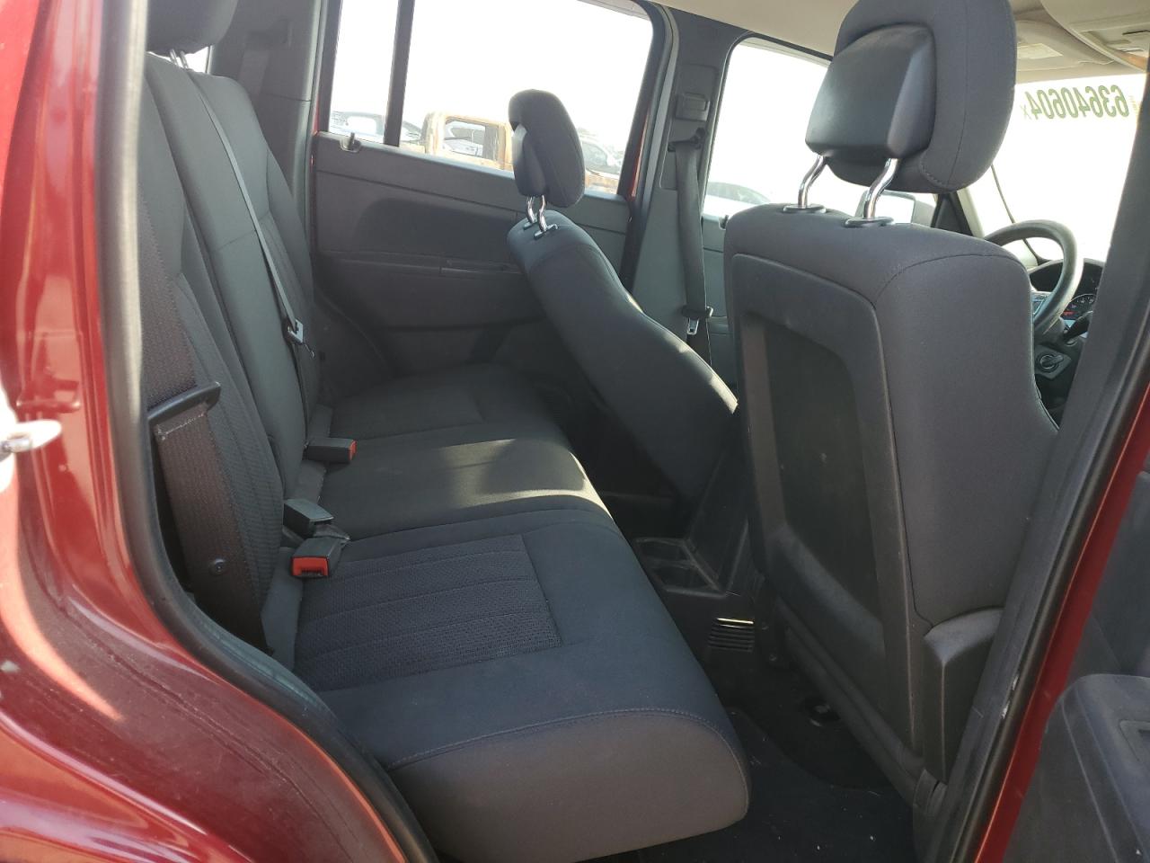1C4PJMAK3CW157333 2012 Jeep Liberty Sport
