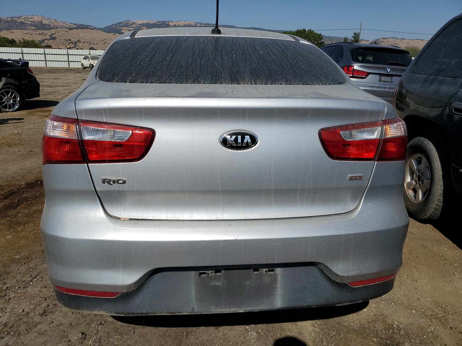 KNADM4A33H6036065 2017 Kia Rio Lx