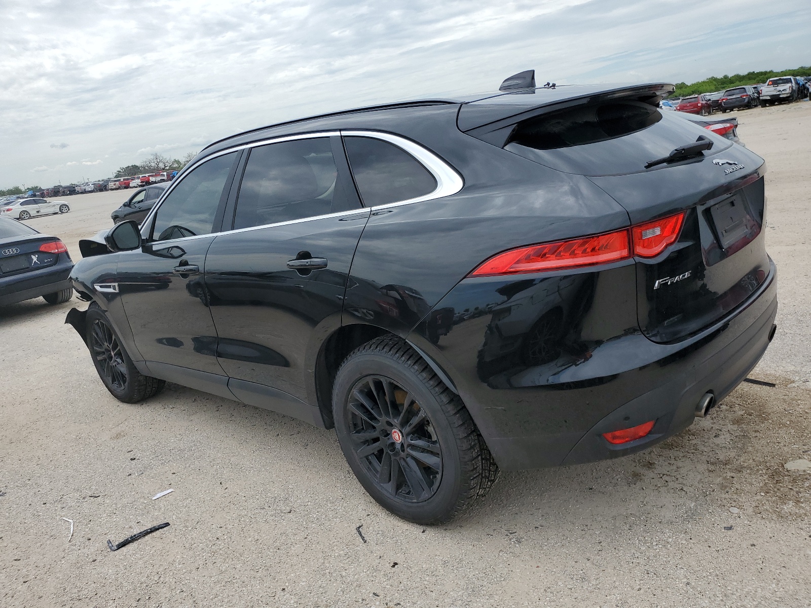 SADCK2BV9HA887099 2017 Jaguar F-Pace Prestige