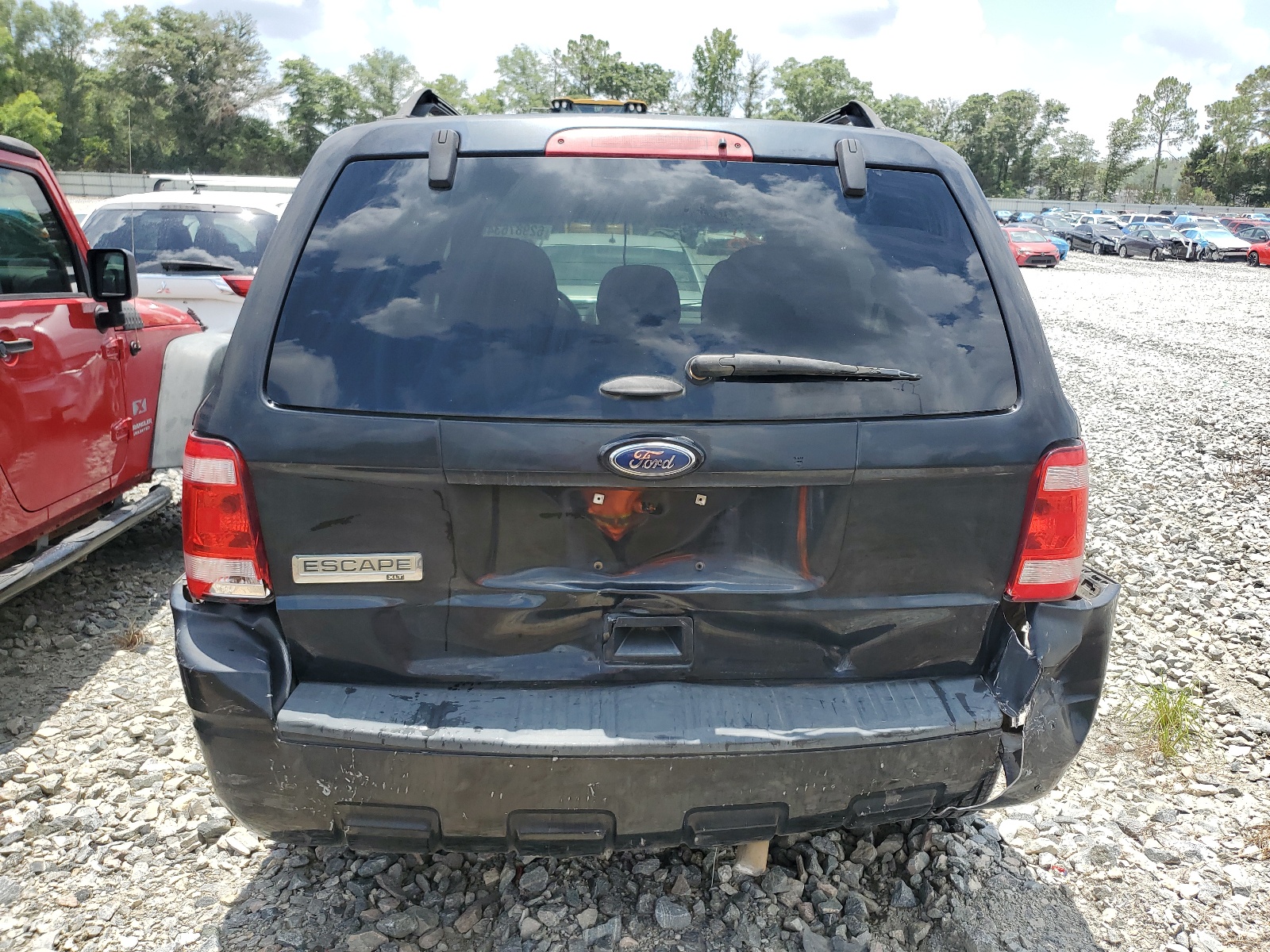 1FMCU0D73BKB74592 2011 Ford Escape Xlt