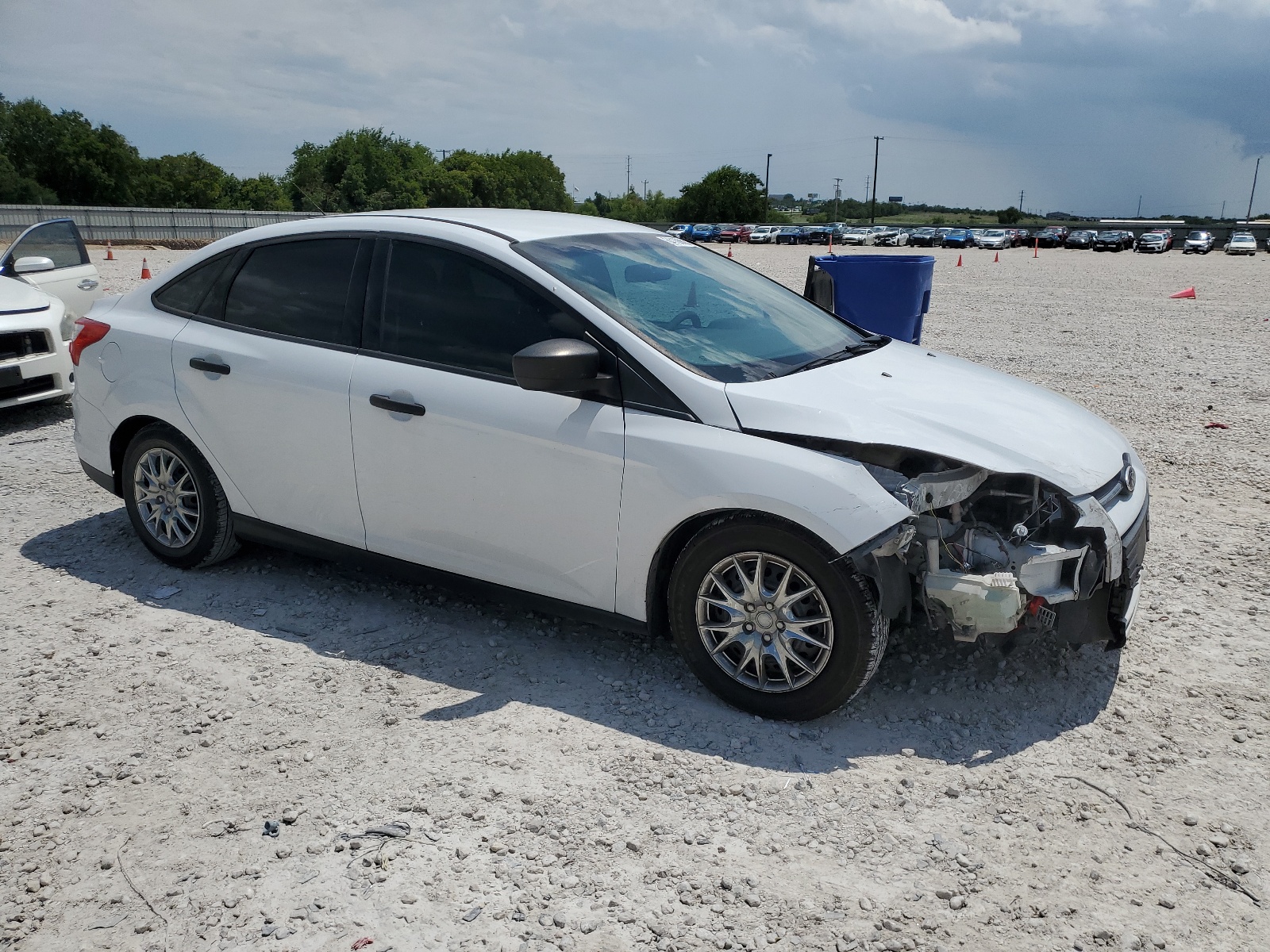 2014 Ford Focus S vin: 1FADP3E25EL168334