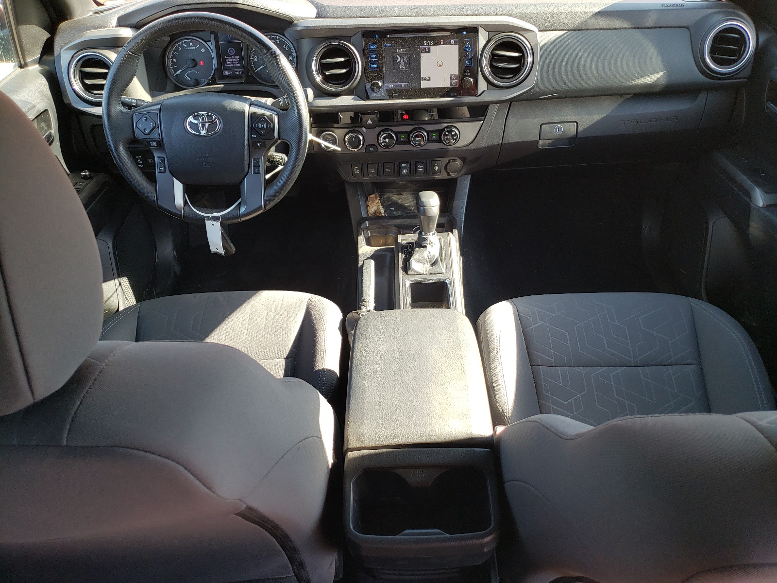 3TMCZ5AN5JM129196 2018 Toyota Tacoma Double Cab