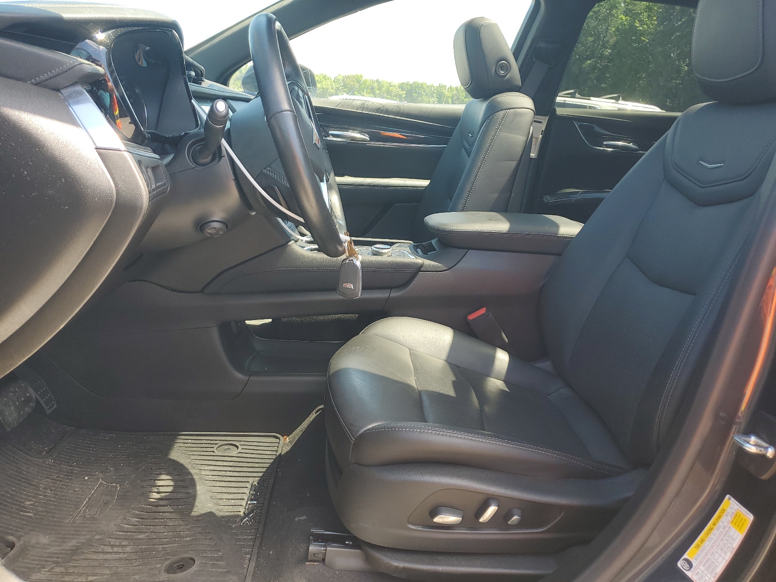 1GYKNCRS1LZ150970 2020 Cadillac Xt5 Premium Luxury