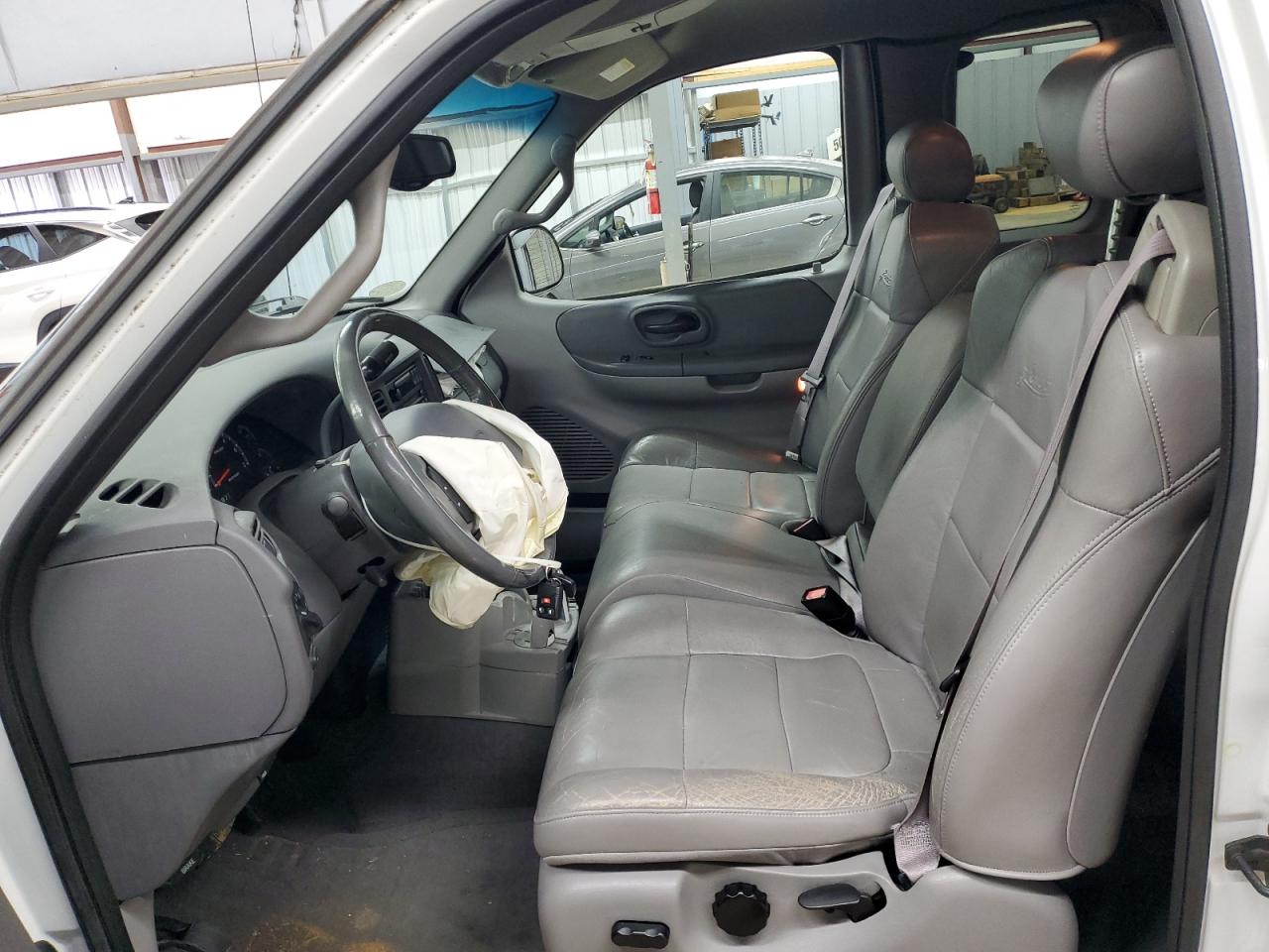 2001 Ford F150 VIN: 1FTRX17L11NA50063 Lot: 62289984