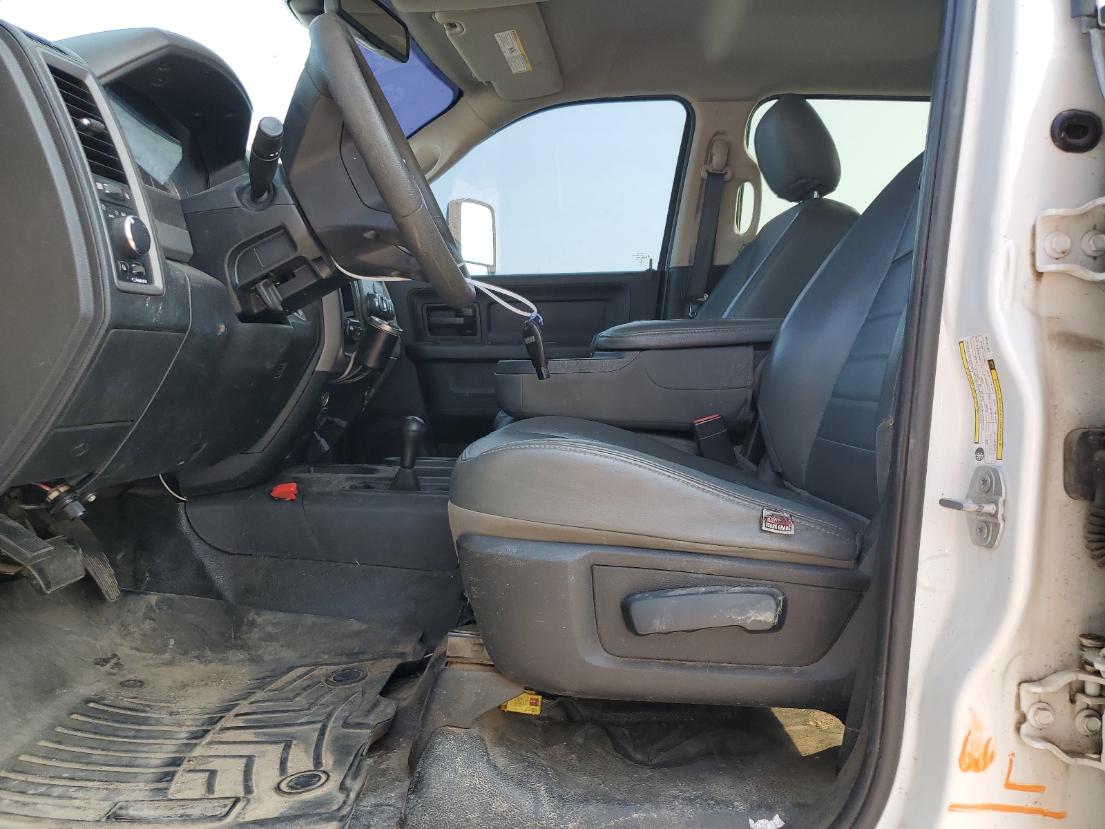 3C63RRGL7JG179133 2018 Ram 3500 St