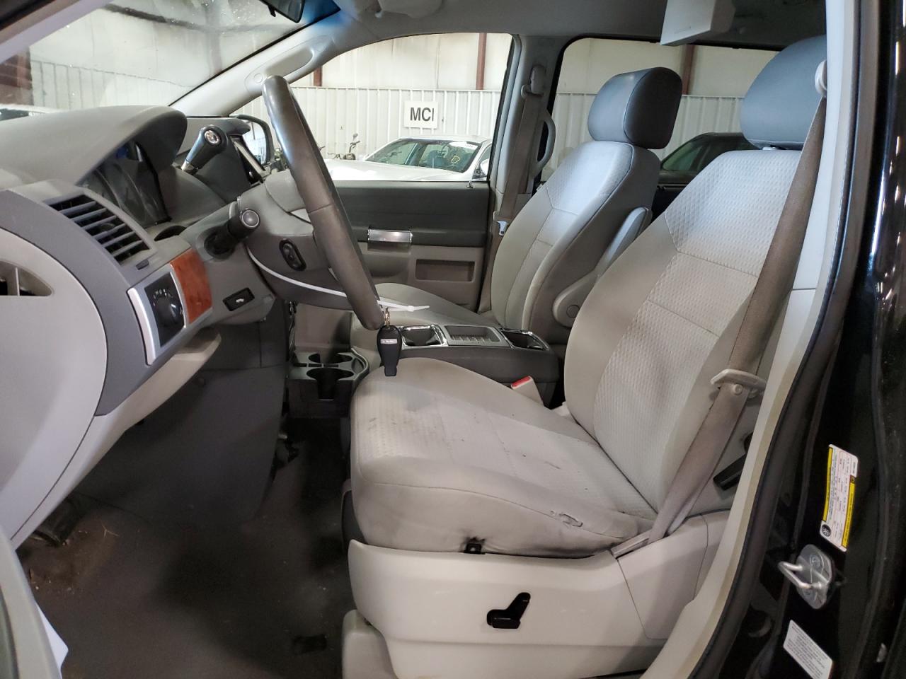 2008 Chrysler Town & Country Touring VIN: 2A8HR54P98R110326 Lot: 63907514