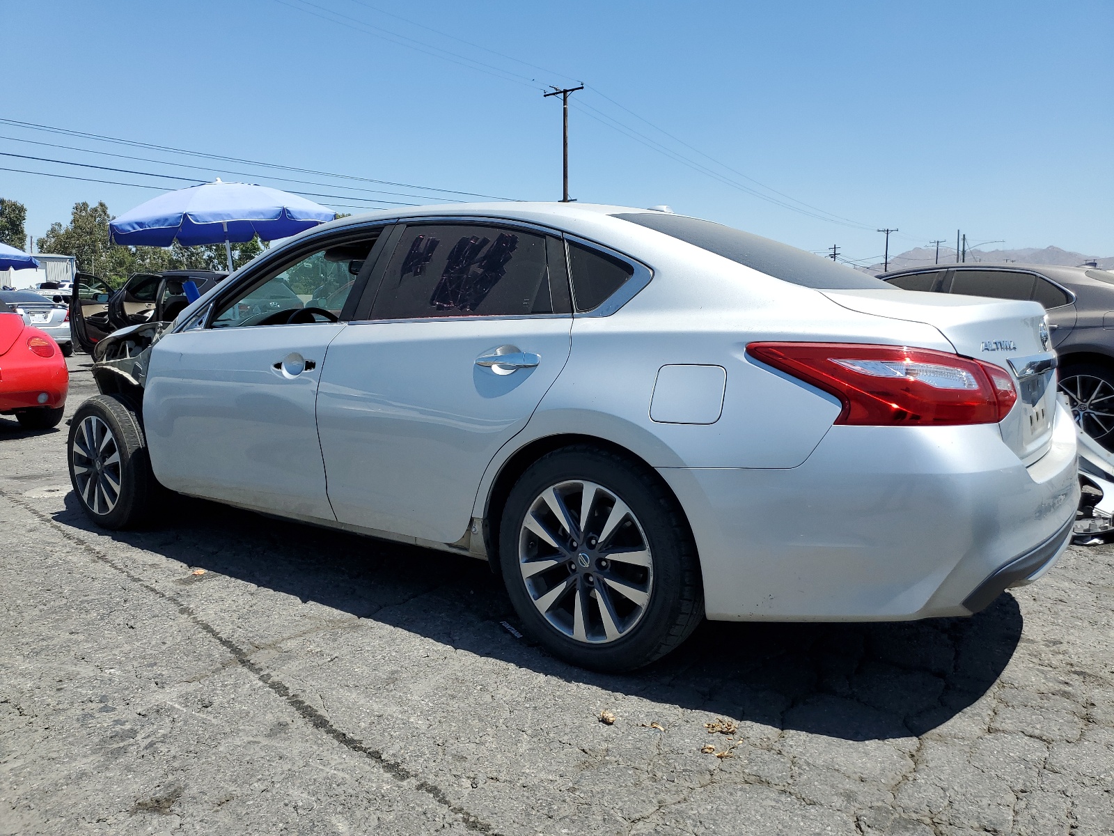 2017 Nissan Altima 2.5 vin: 1N4AL3AP7HC173409