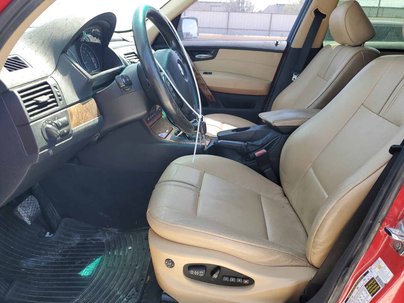 WBXPC93457WF13881 2007 BMW X3 3.0Si