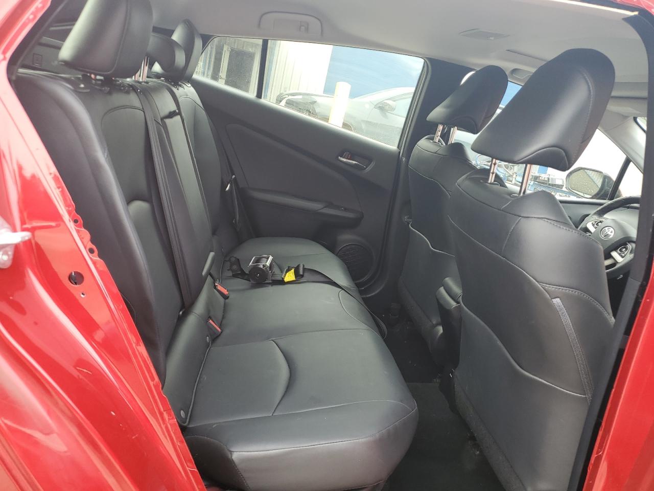 2018 Toyota Prius VIN: JTDKARFU9J3067832 Lot: 64064854