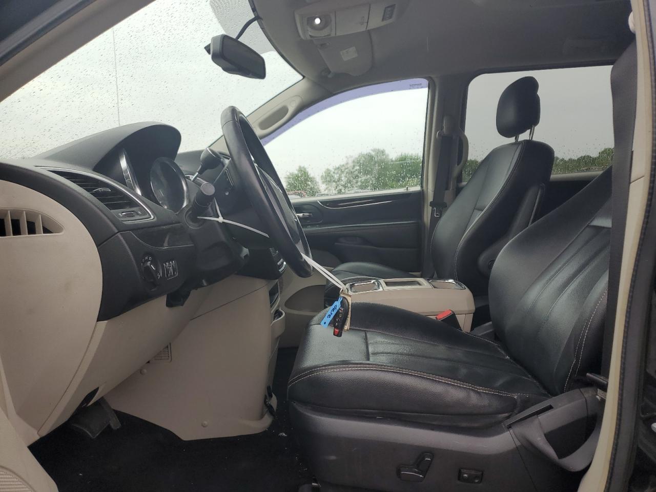 2014 Chrysler Town & Country Touring VIN: 2C4RC1BG8ER209272 Lot: 64214474