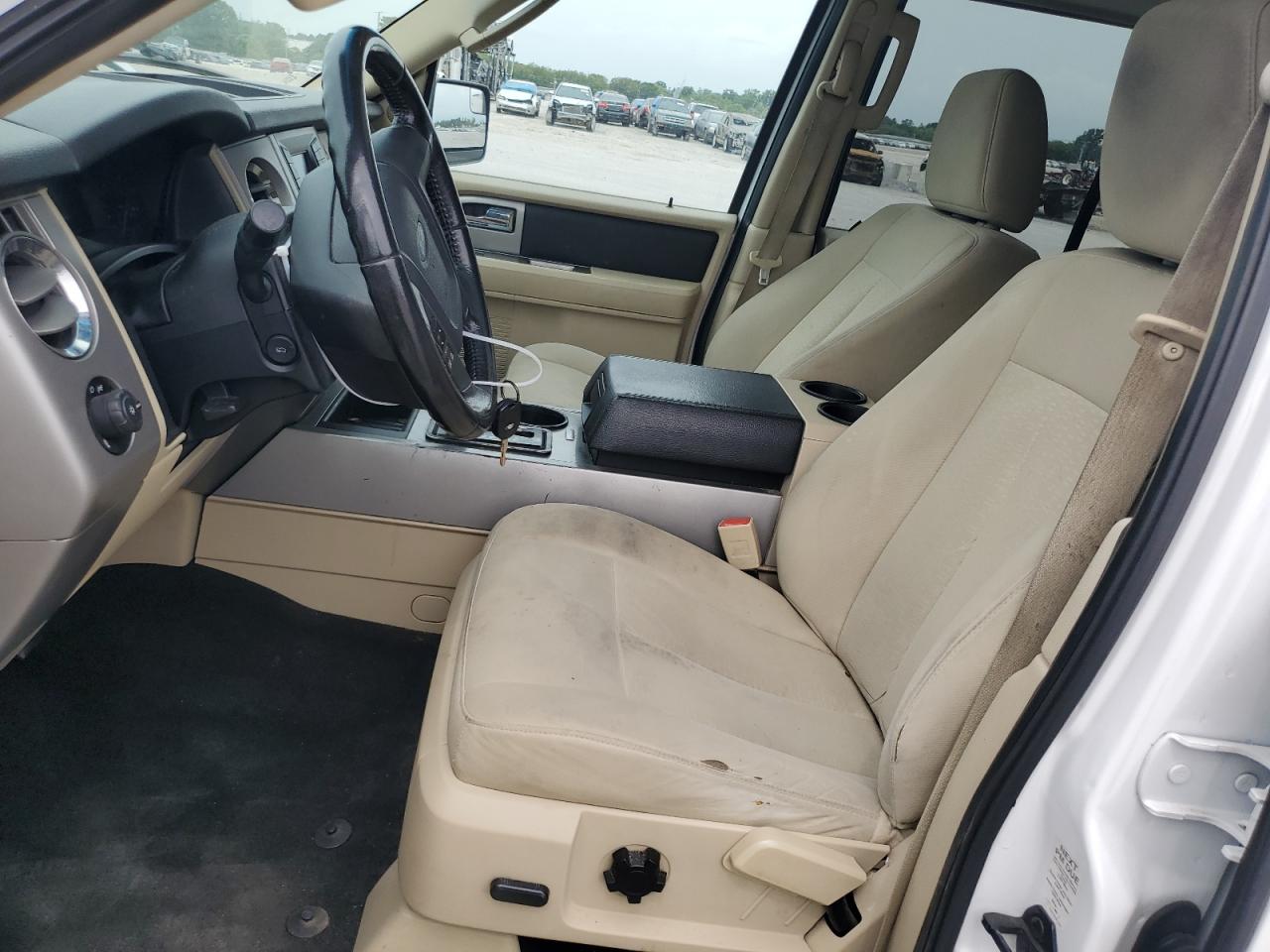 2016 Ford Expedition Xlt VIN: 1FMJU1HT6GEF28017 Lot: 63395364