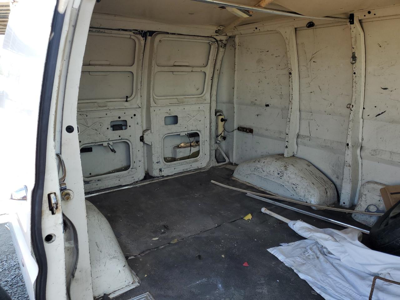 1989 Ford Econoline E150 Van VIN: 1FTEE14Y3KHA13942 Lot: 65640894