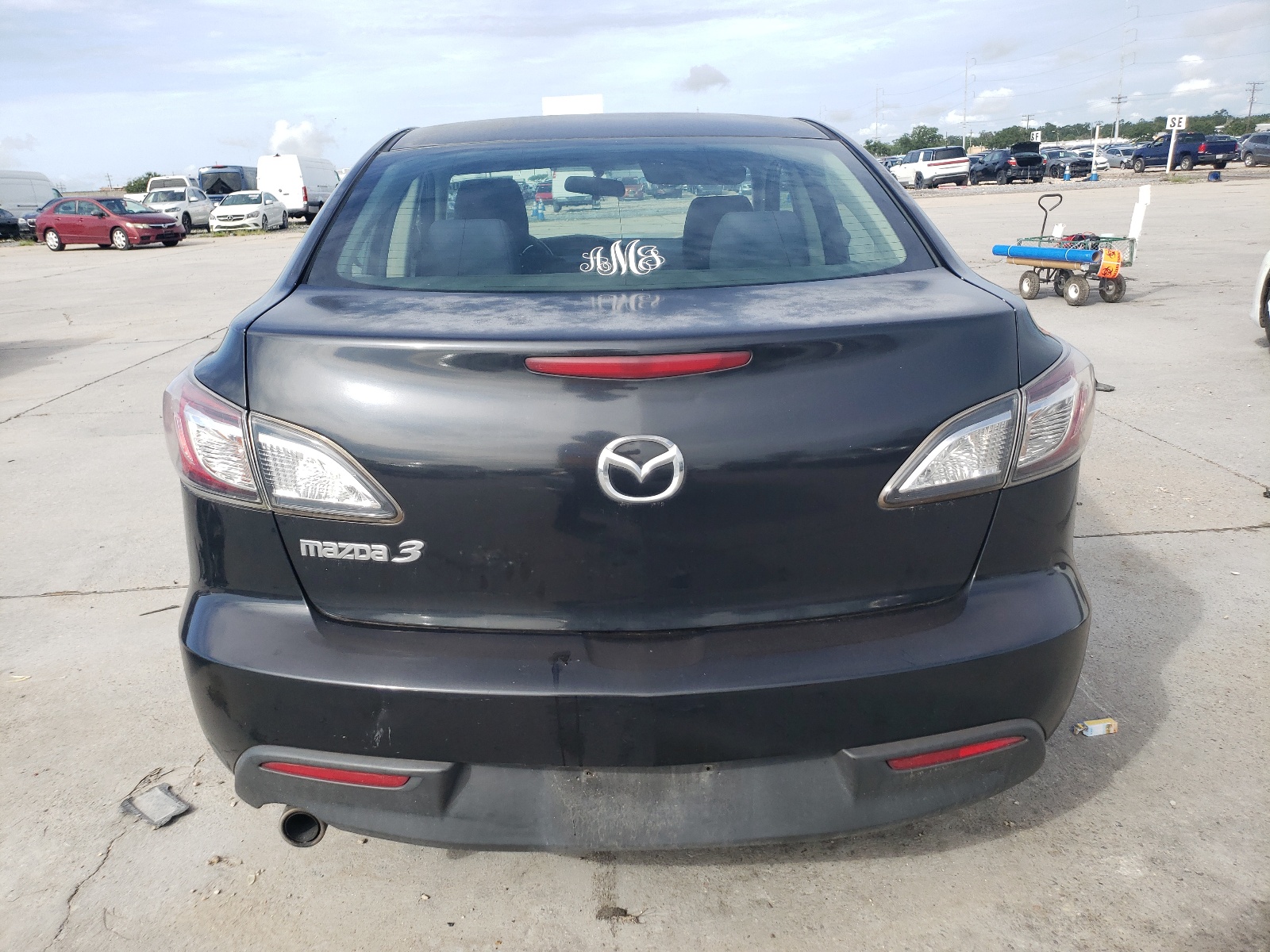 JM1BL1VF4B1446930 2011 Mazda 3 I