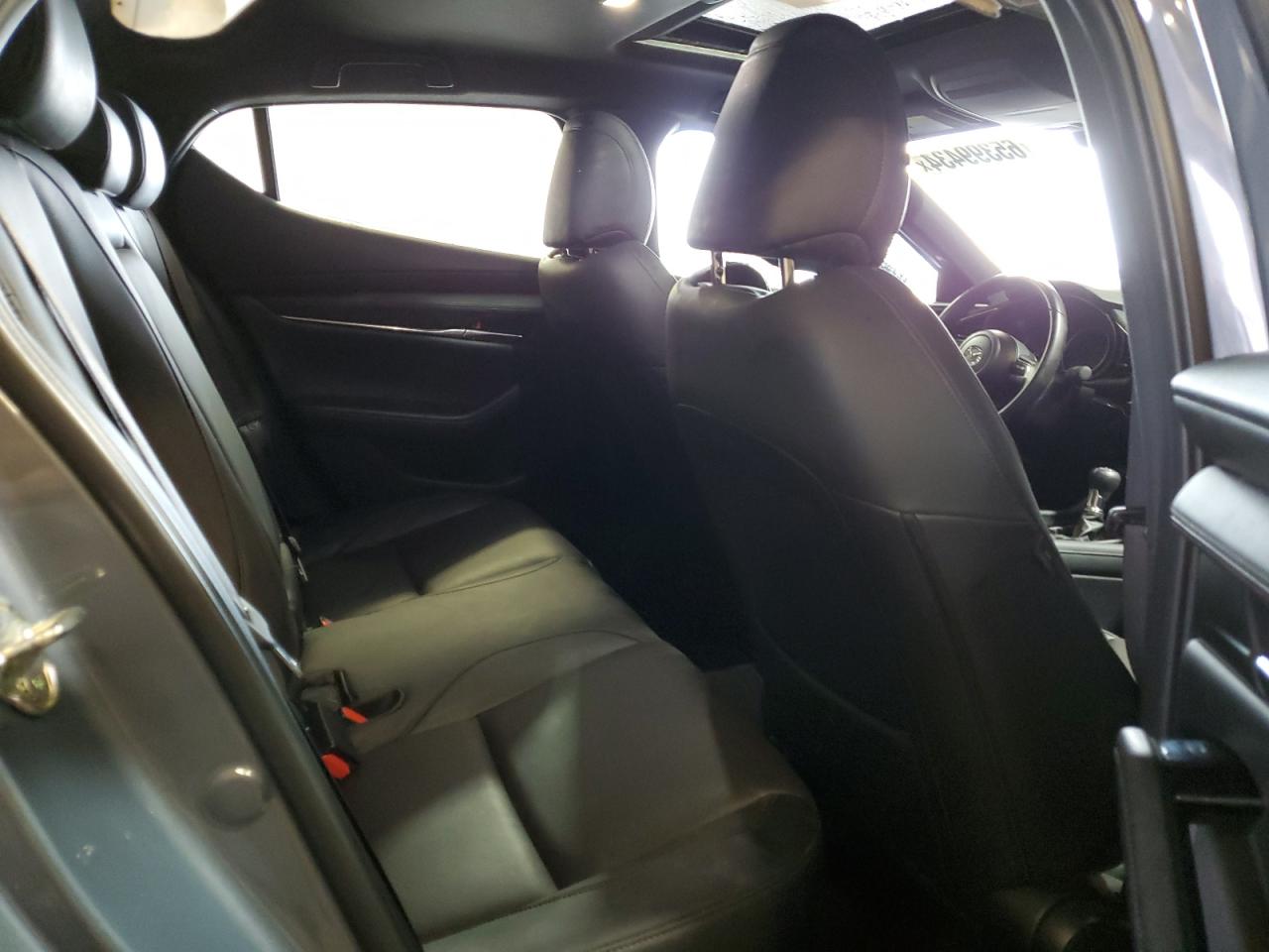 2022 Mazda 3 Premium VIN: JM1BPAML1N1521082 Lot: 65399434