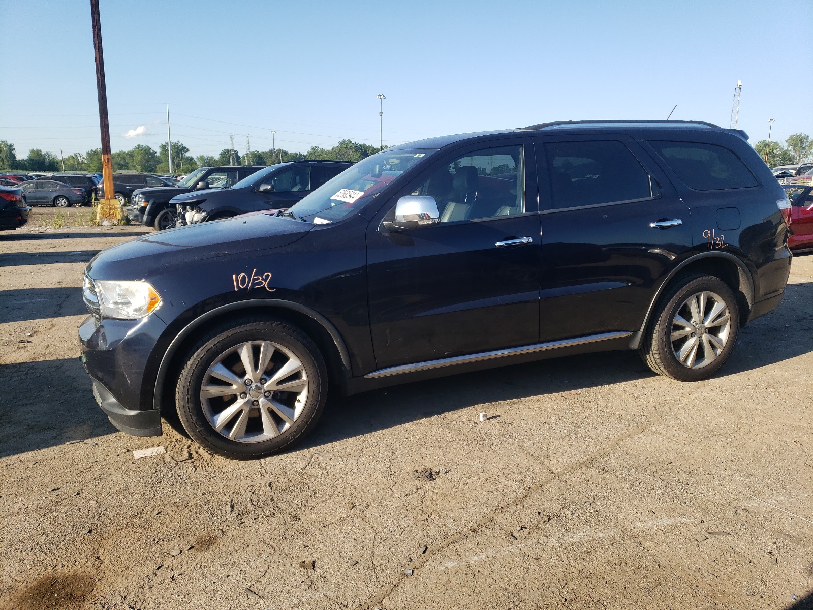 1D4RE4GG0BC630592 2011 Dodge Durango Crew