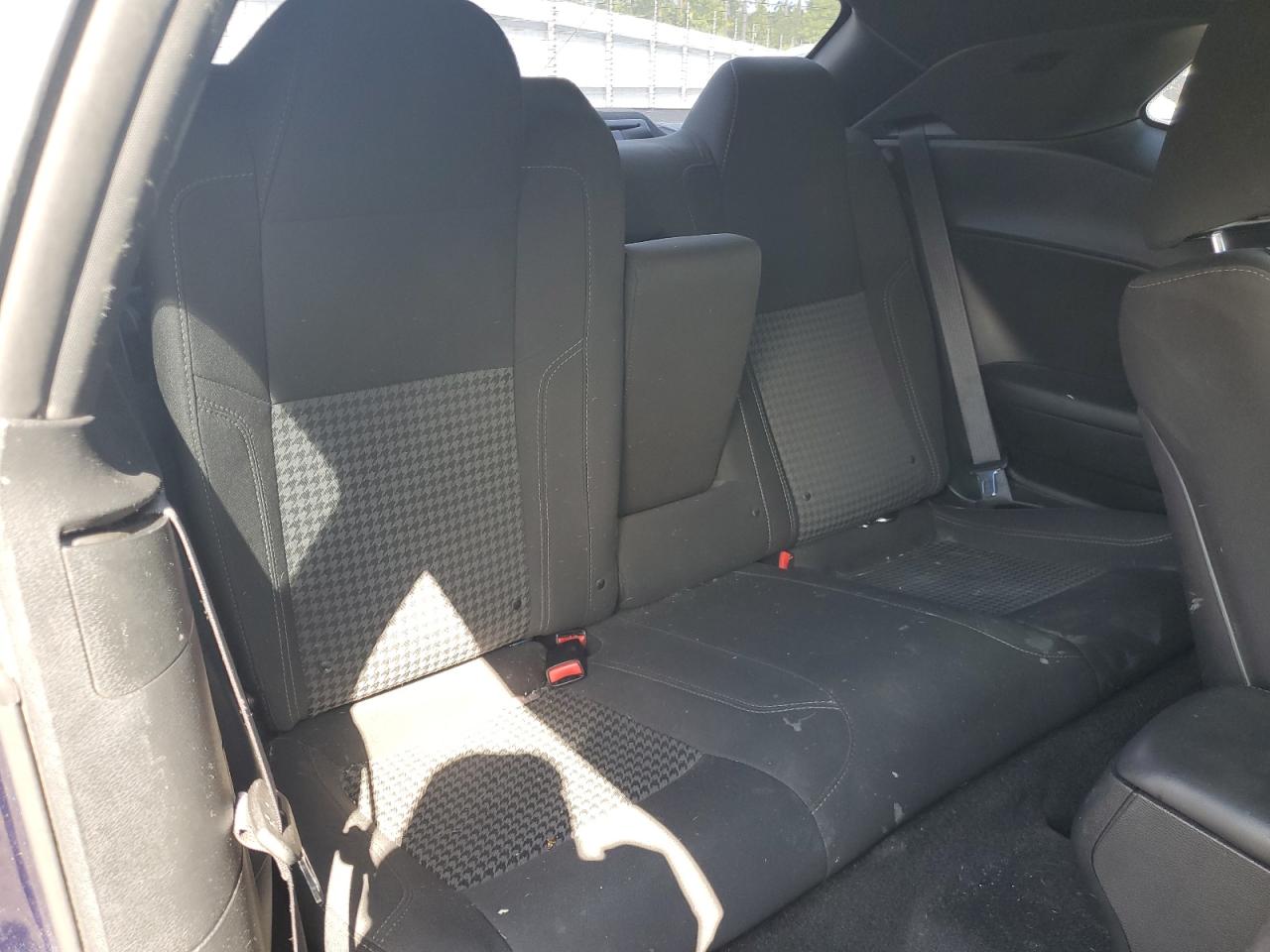 2C3CDZAG2GH284968 2016 Dodge Challenger Sxt