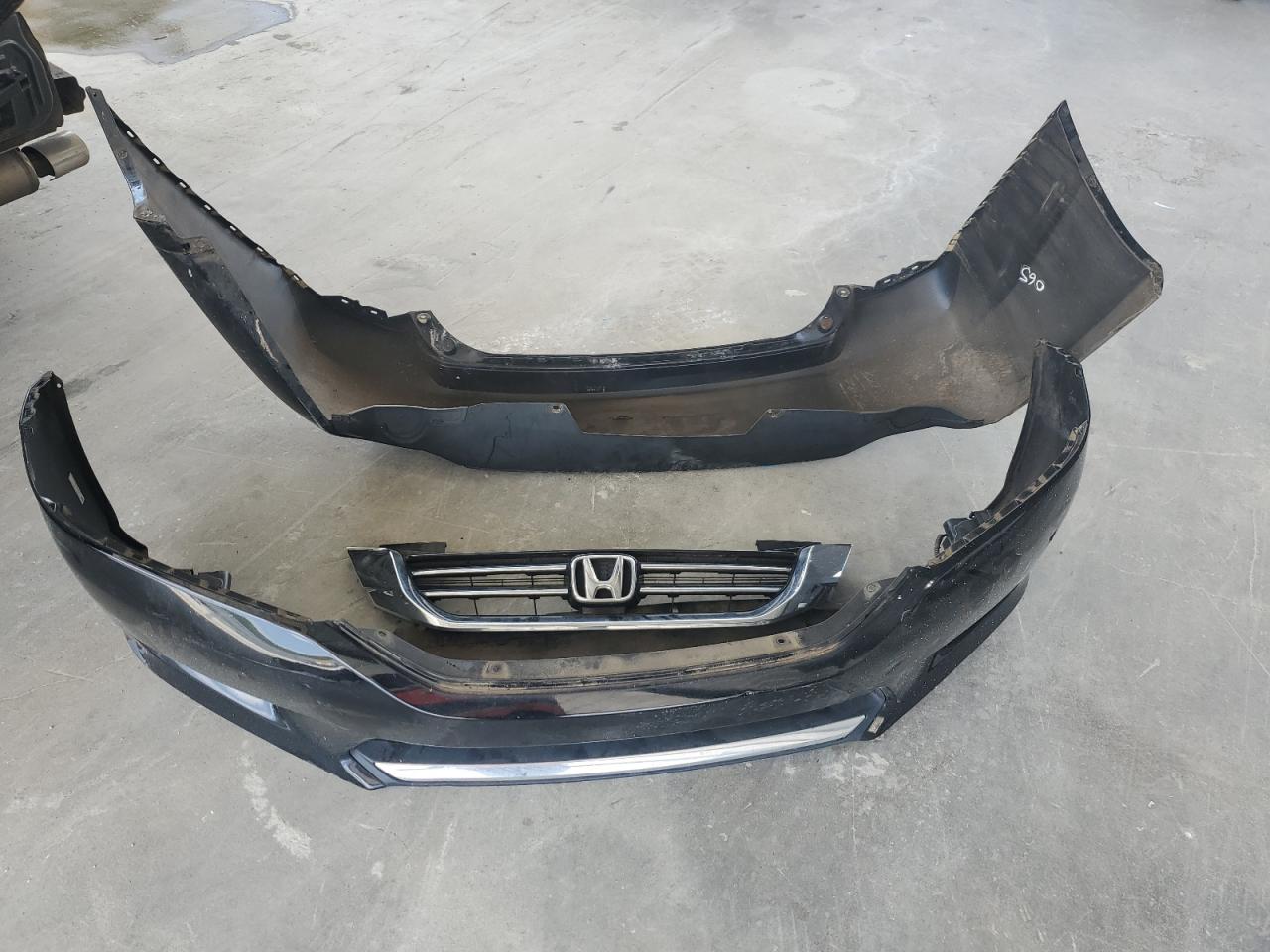 1HGCR3F85EA021771 2014 Honda Accord Exl