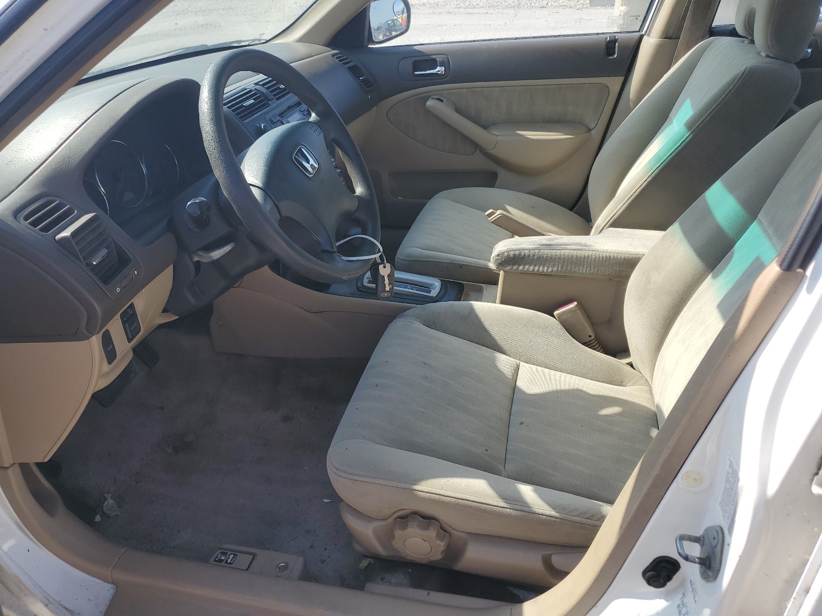 2HGES16584H512746 2004 Honda Civic Lx