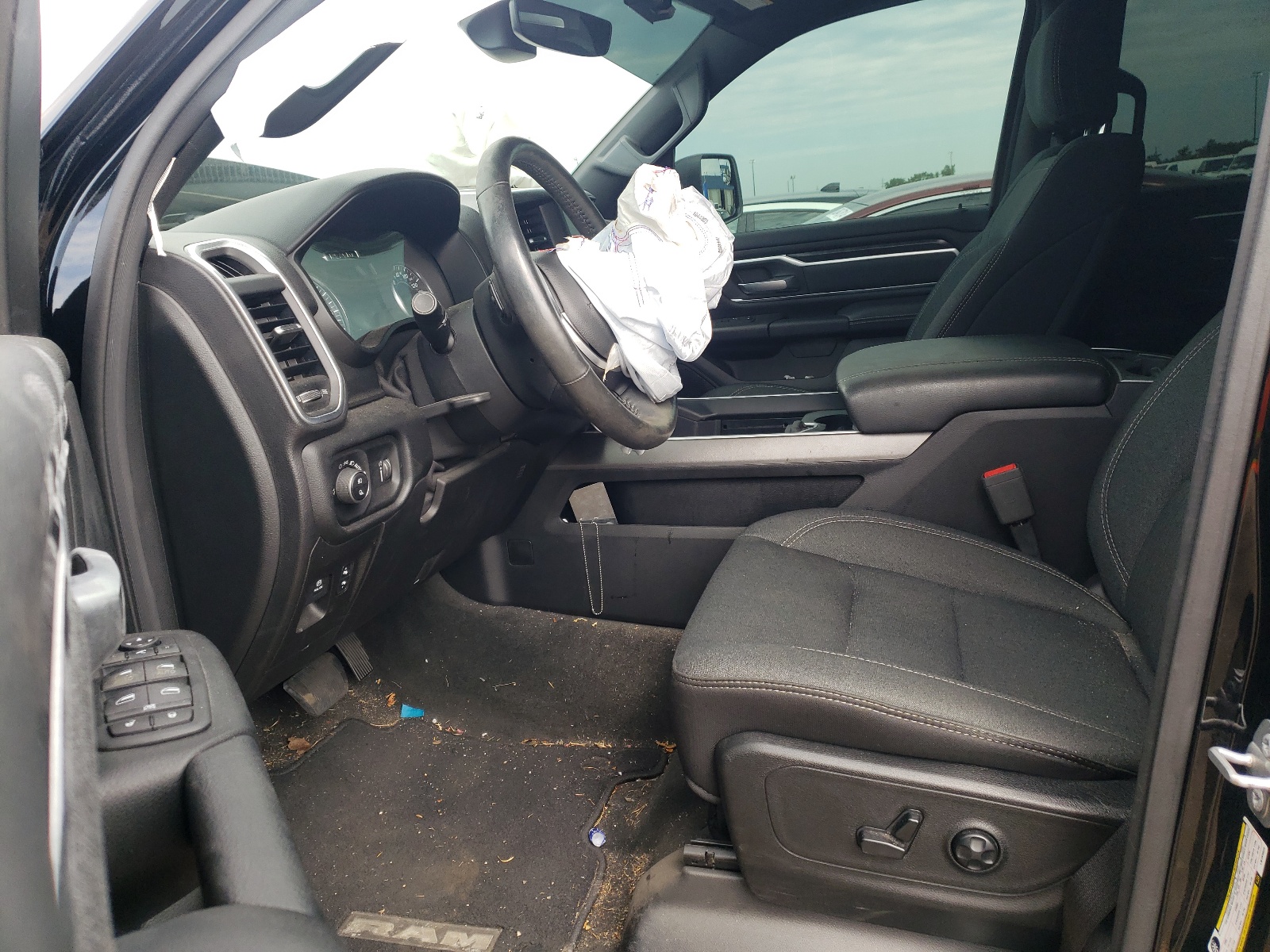 1C6SRFFT2LN163024 2020 Ram 1500 Big Horn/Lone Star