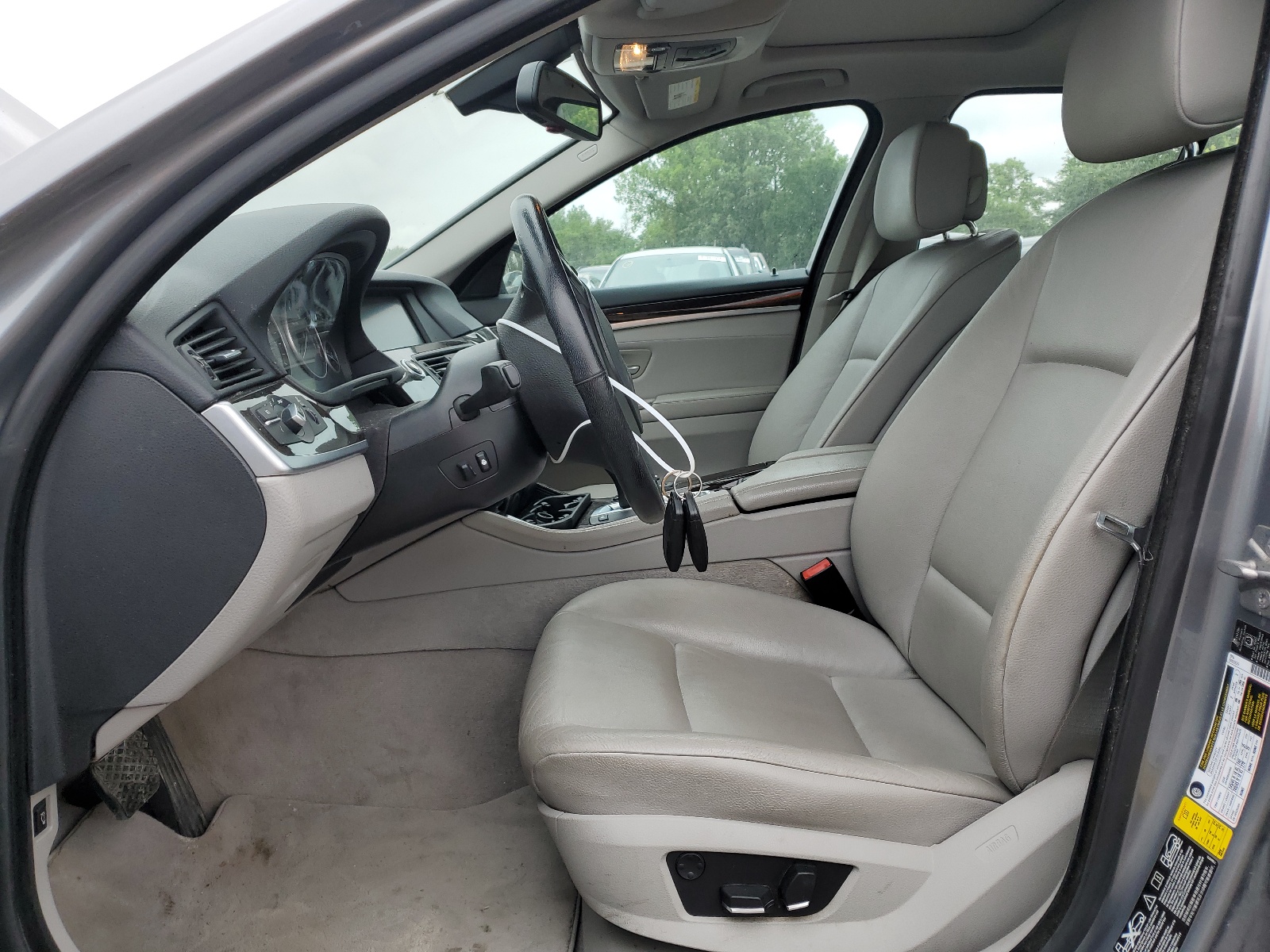 WBAFU7C59BC781324 2011 BMW 535 Xi