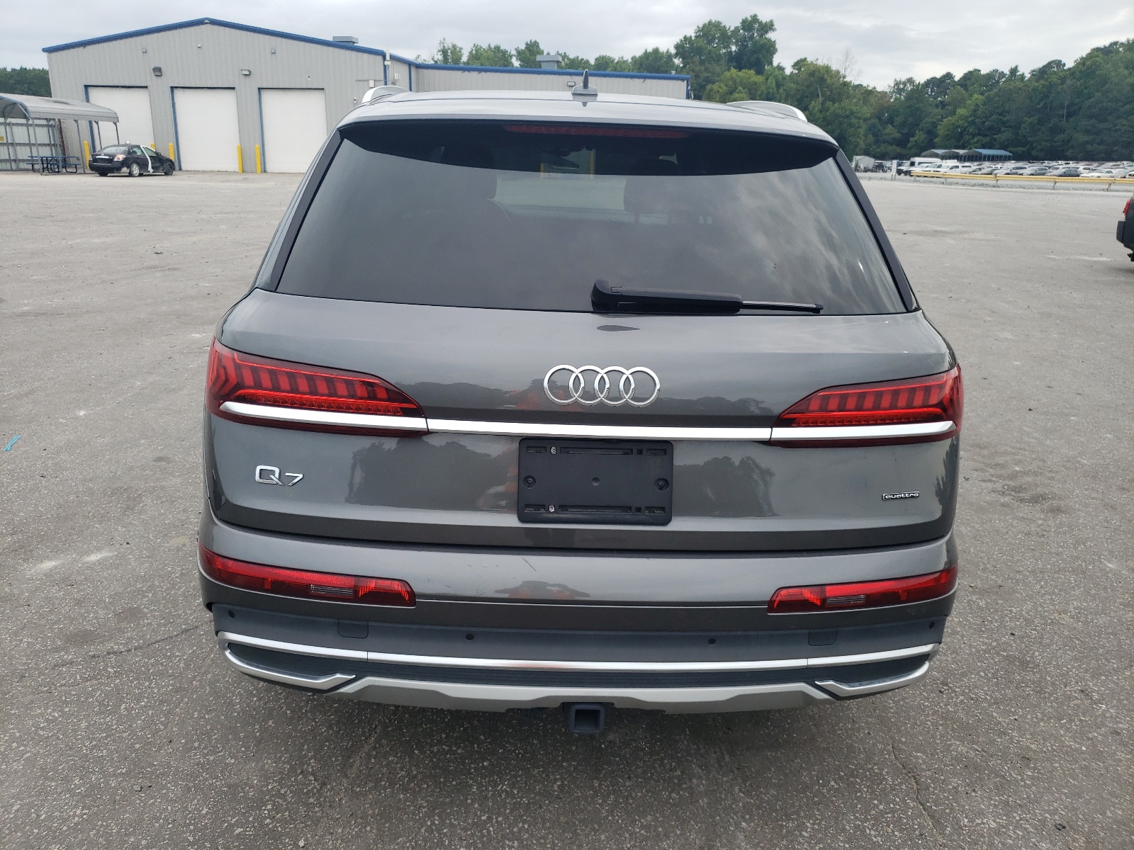 WA1LXAF72LD004707 2020 Audi Q7 Premium Plus