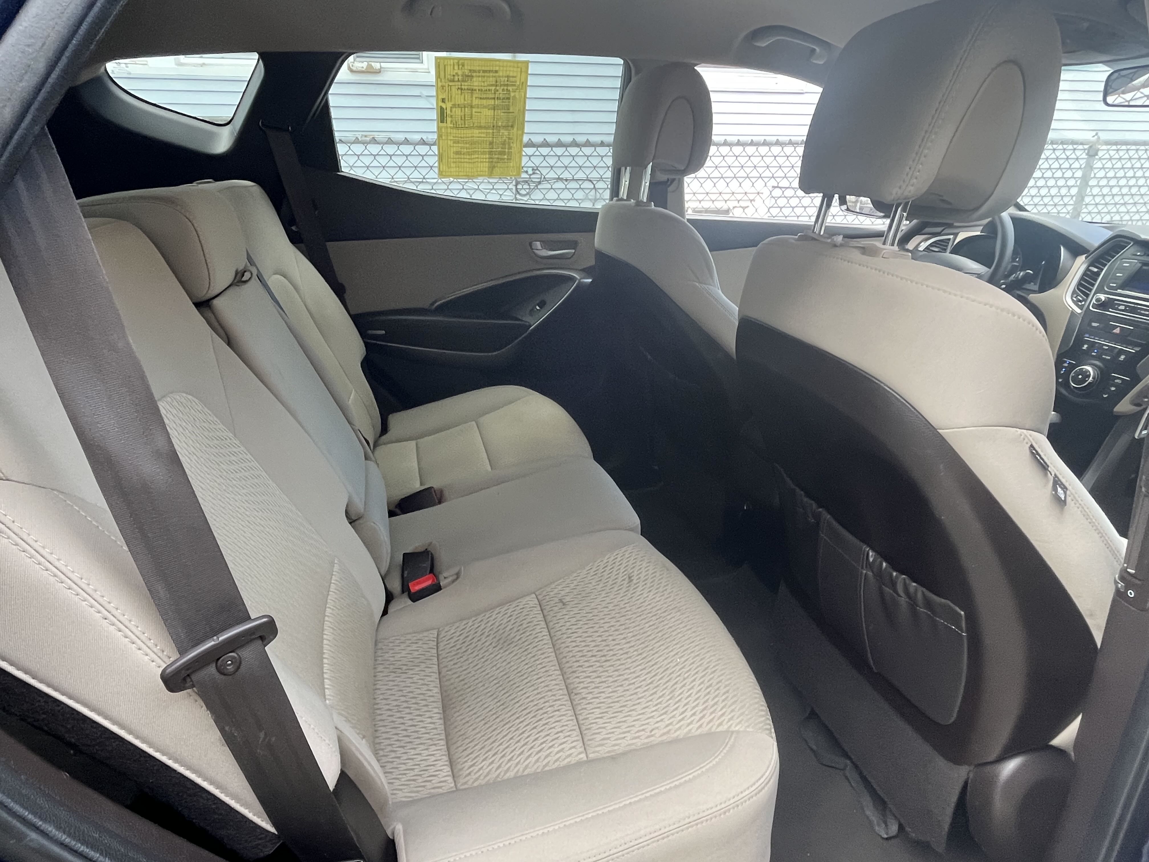 2018 Hyundai Santa Fe Sport vin: 5XYZT3LB8JG535599