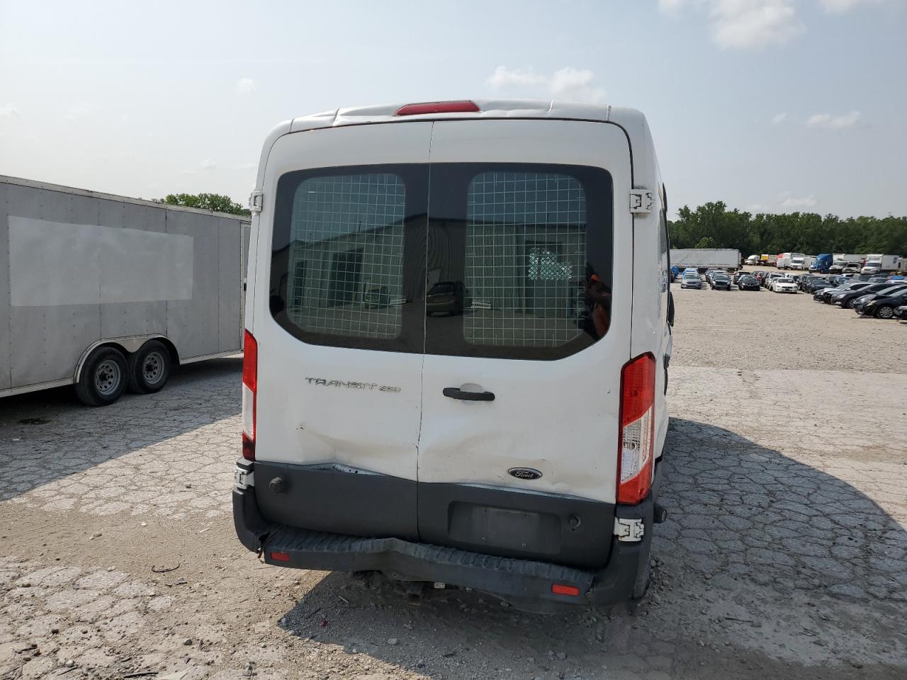 2015 Ford Transit T-250 VIN: 1FTYR2CM0FKA64782 Lot: 55488214