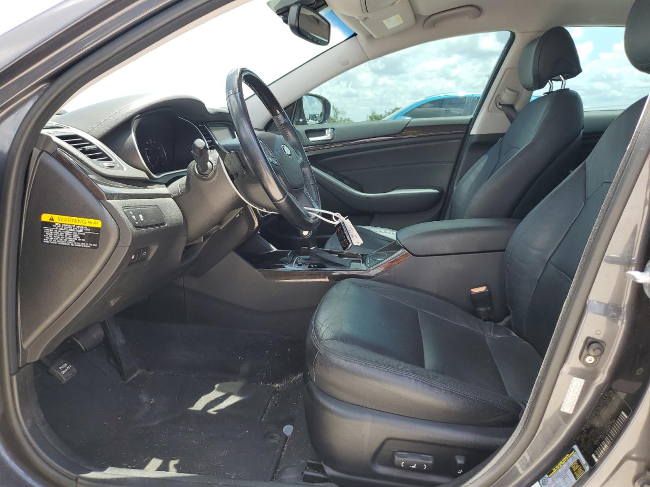 2015 Kia Cadenza Premium VIN: KNALN4D71F5195516 Lot: 64000404