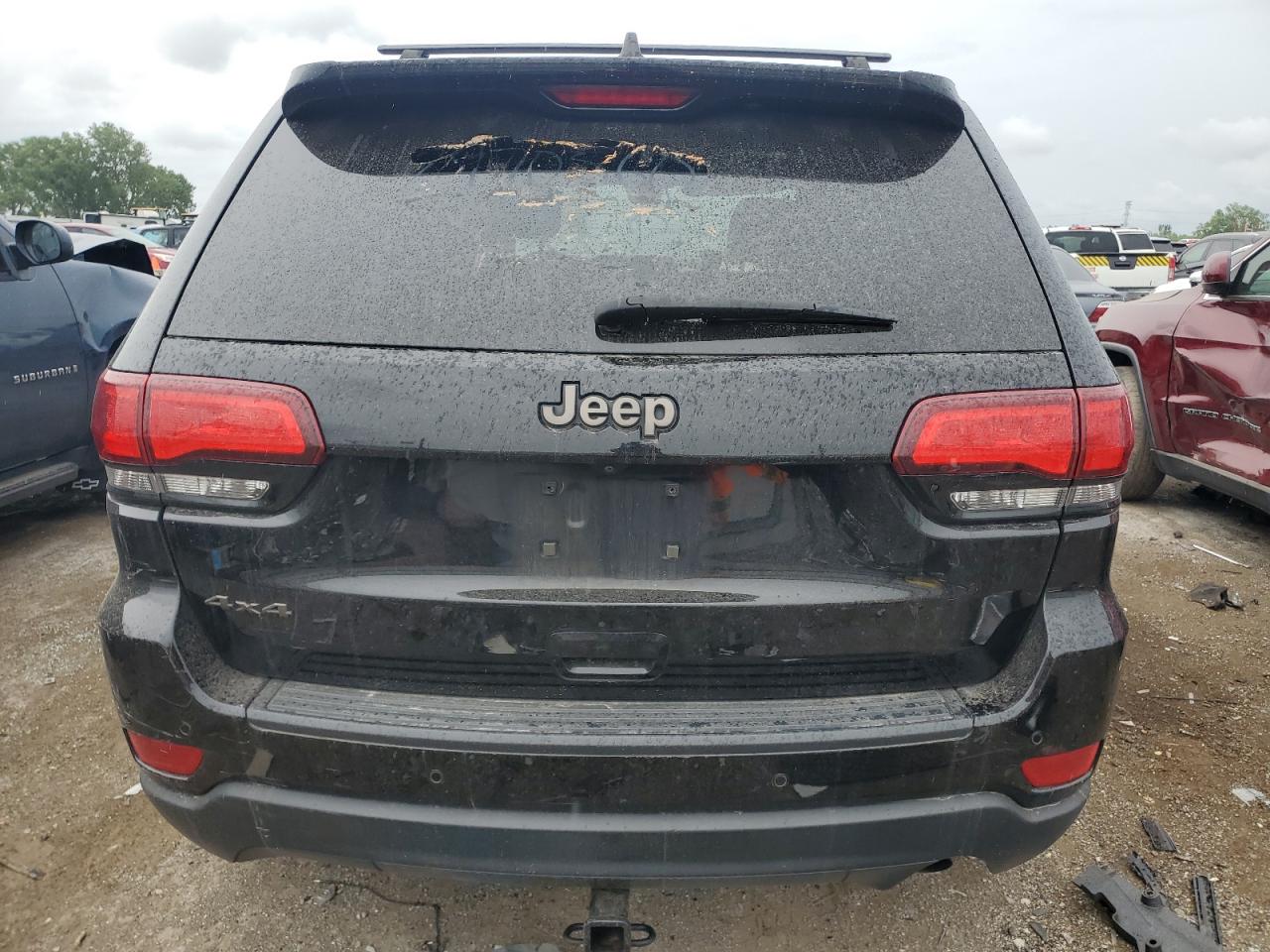 1C4RJFAG9HC637482 2017 Jeep Grand Cherokee Laredo