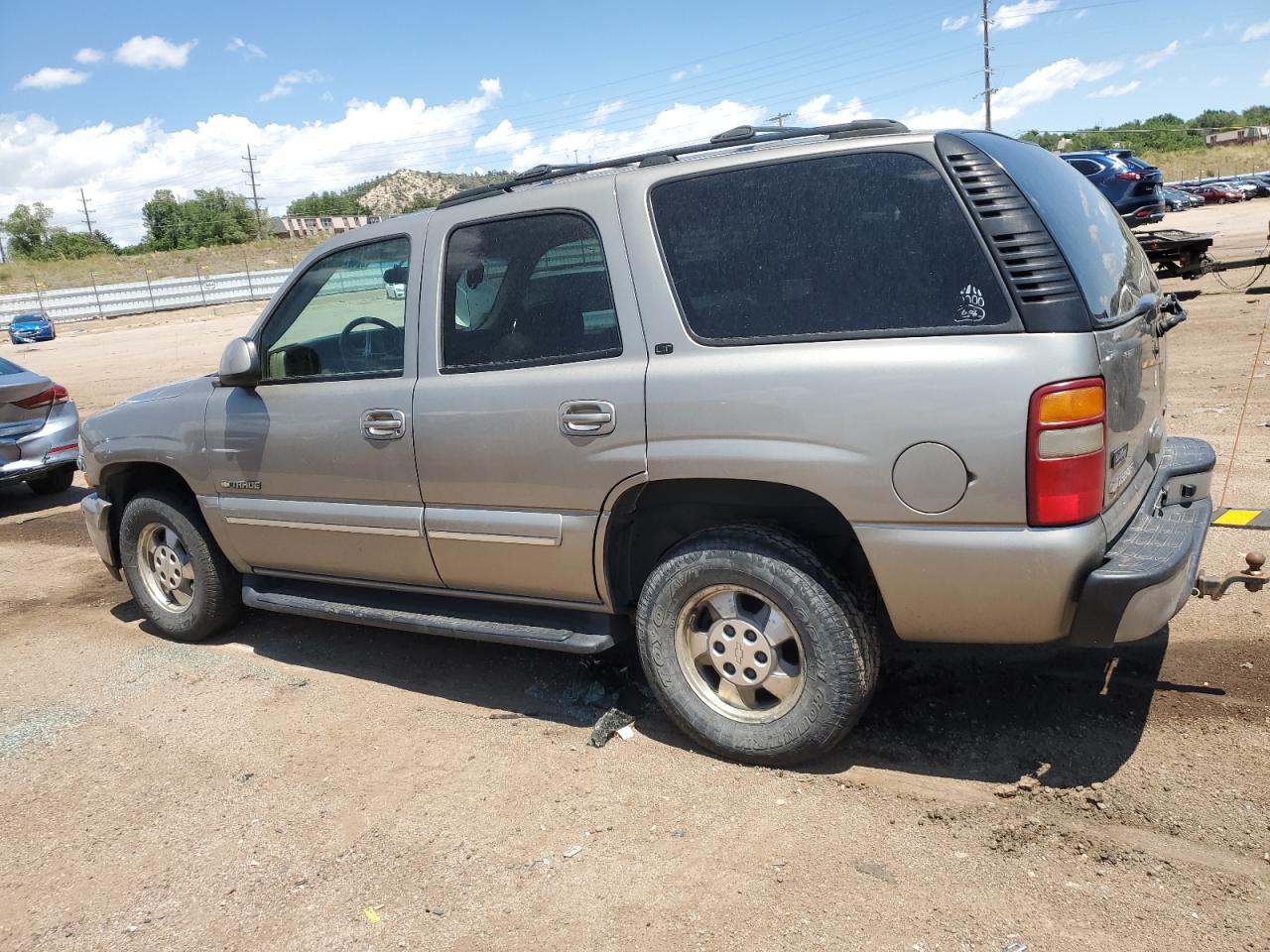 2002 Chevrolet Tahoe - Image 2