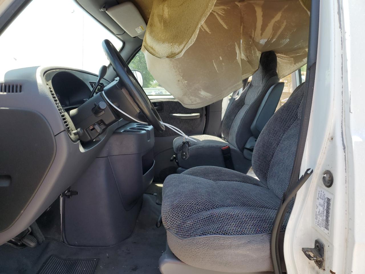 2000 Dodge Ram Wagon B2500 VIN: 2B4JB25Y7YK158917 Lot: 60315114