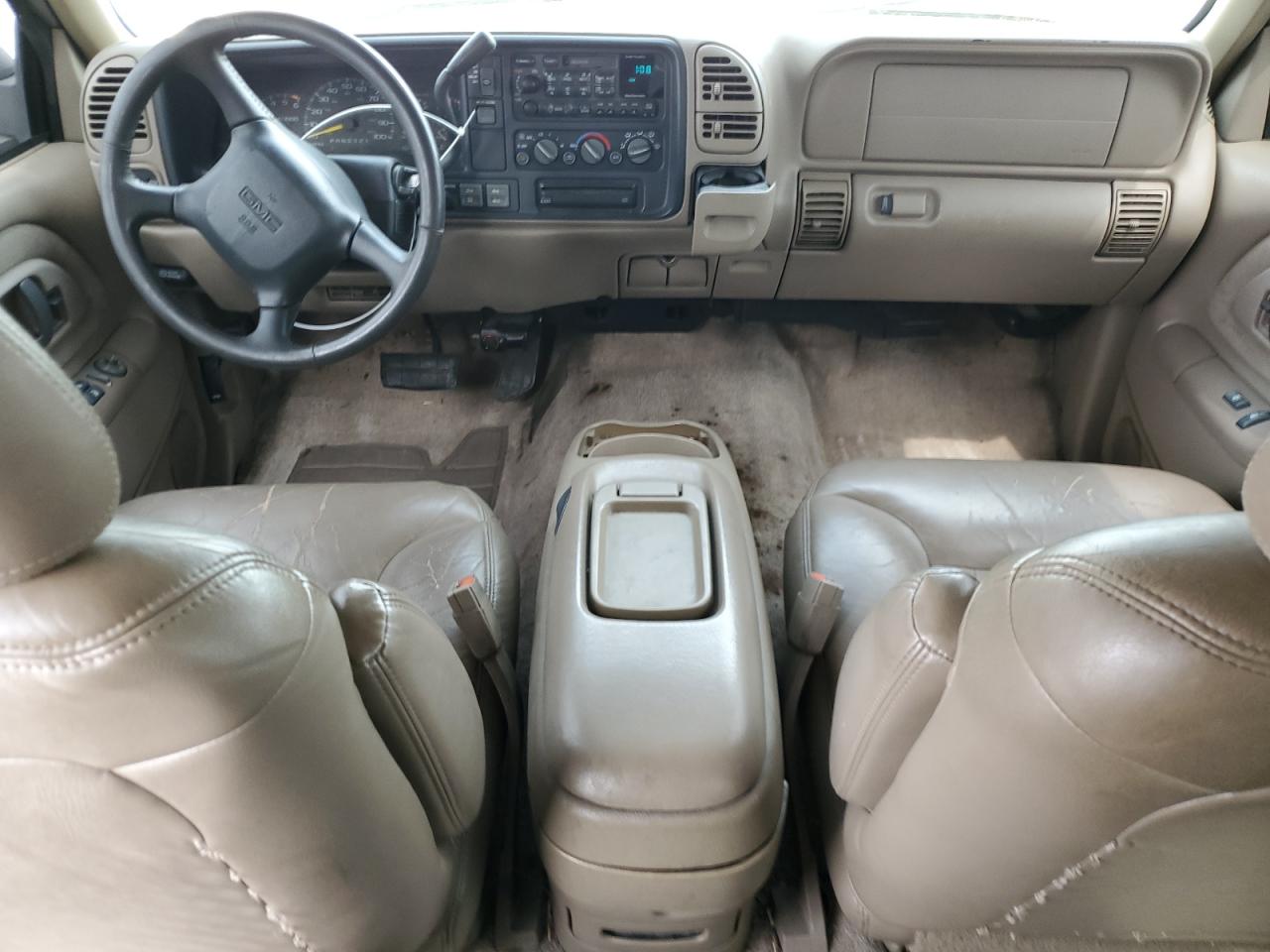 1999 GMC Suburban K2500 VIN: 3GKGK26J1XG521629 Lot: 65140764