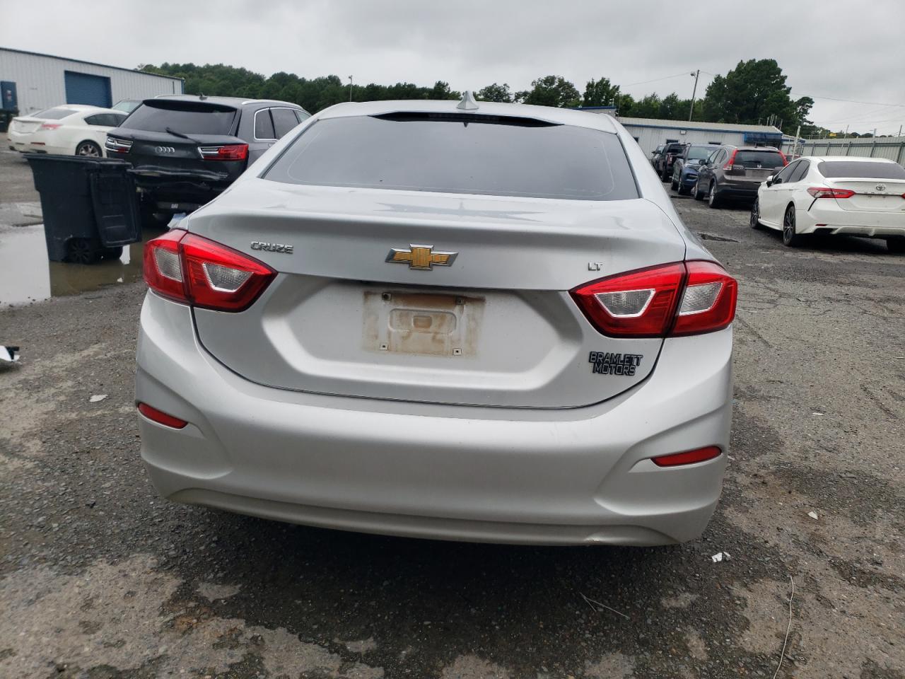 2019 Chevrolet Cruze Lt VIN: 1G1BE5SM5K7116787 Lot: 64815464