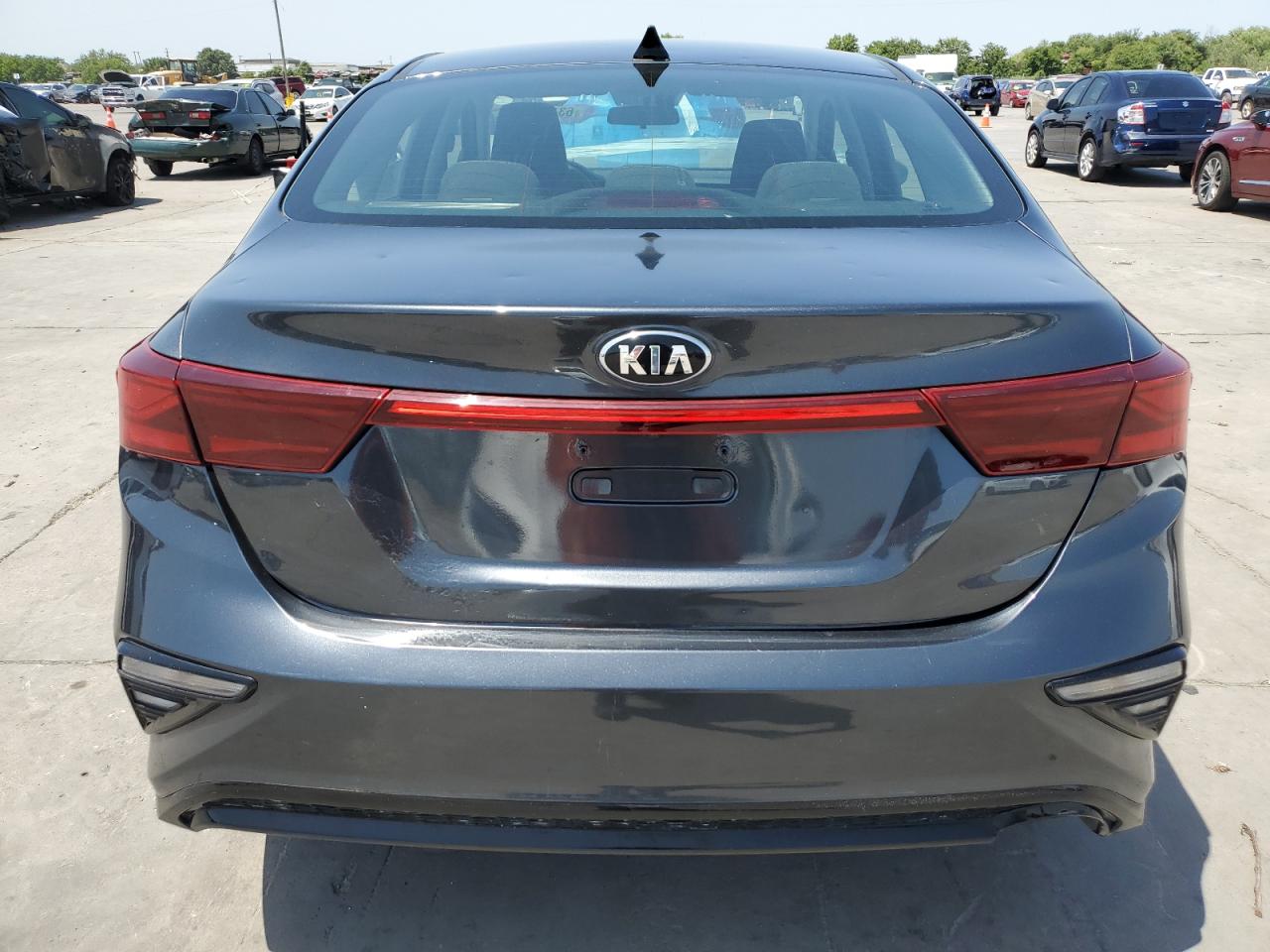 3KPF24AD2LE173382 2020 Kia Forte Fe