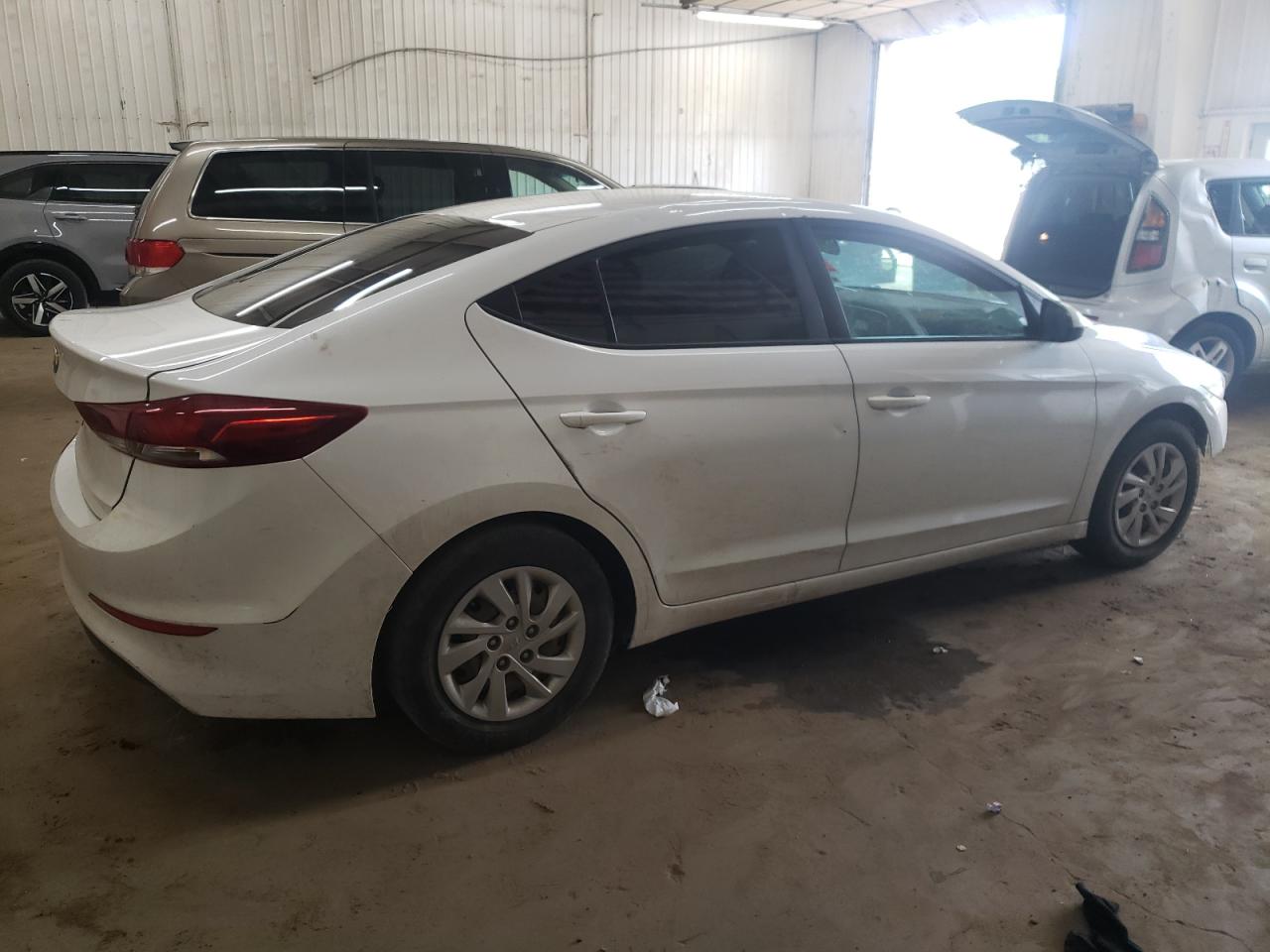 5NPD74LF9JH350509 2018 Hyundai Elantra Se