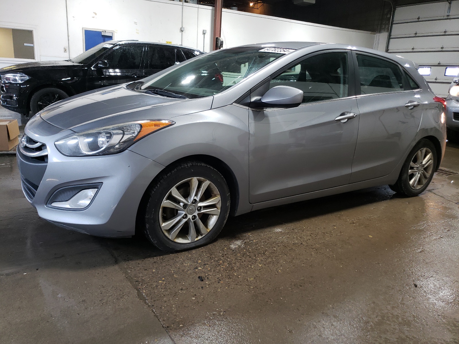 2013 Hyundai Elantra Gt vin: KMHD35LE8DU139736