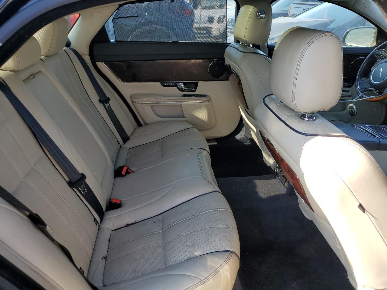 2011 Jaguar Xjl VIN: SAJWA2GB1BLV17756 Lot: 61670504